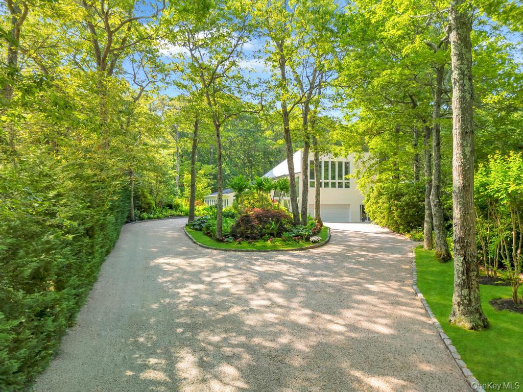 2222 Noyack Road, Sag Harbor, NY 11963