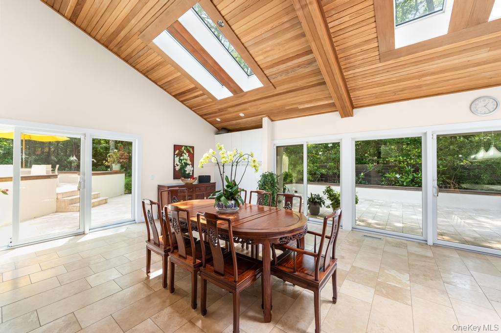 2222 Noyack Road, Sag Harbor, NY 11963