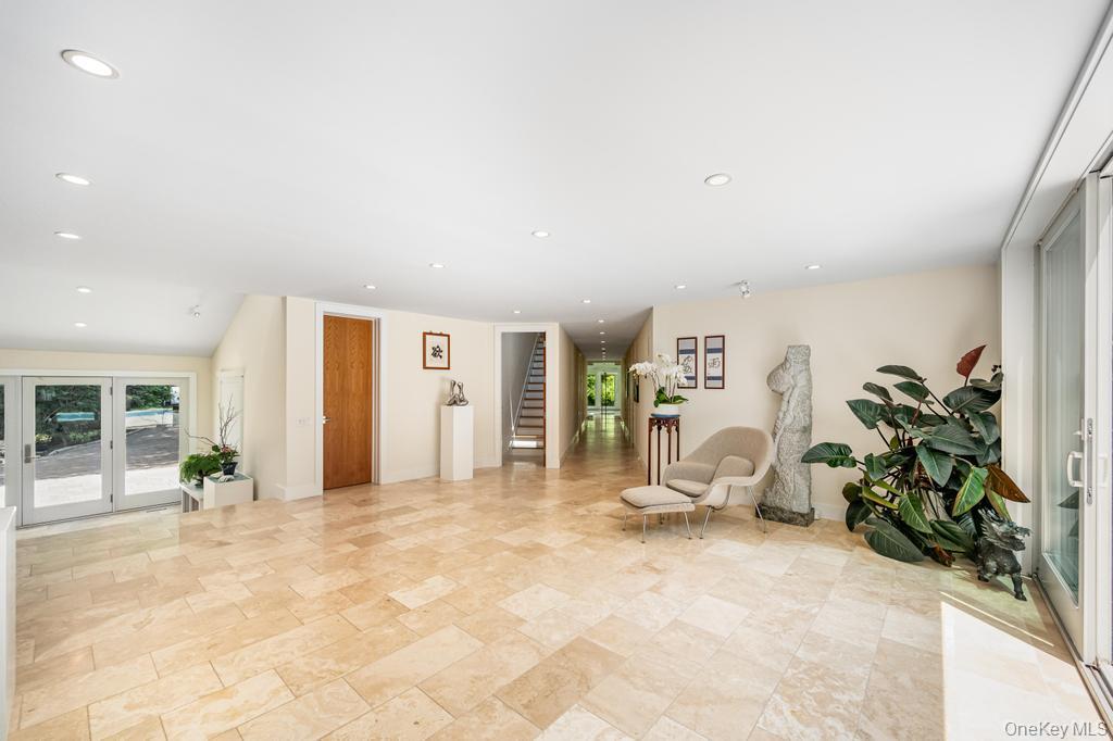 2222 Noyack Road, Sag Harbor, NY 11963