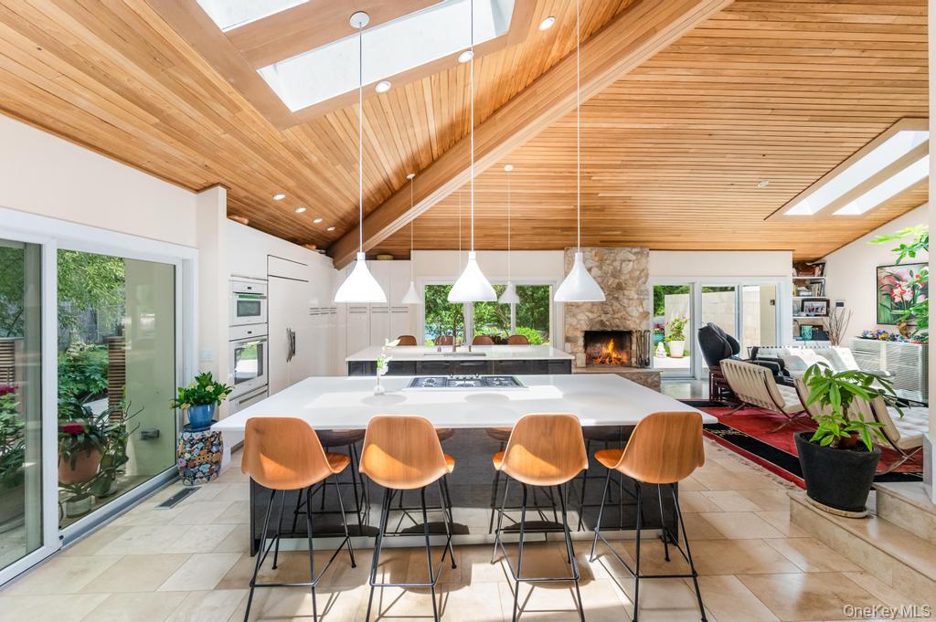 2222 Noyack Road, Sag Harbor, NY 11963