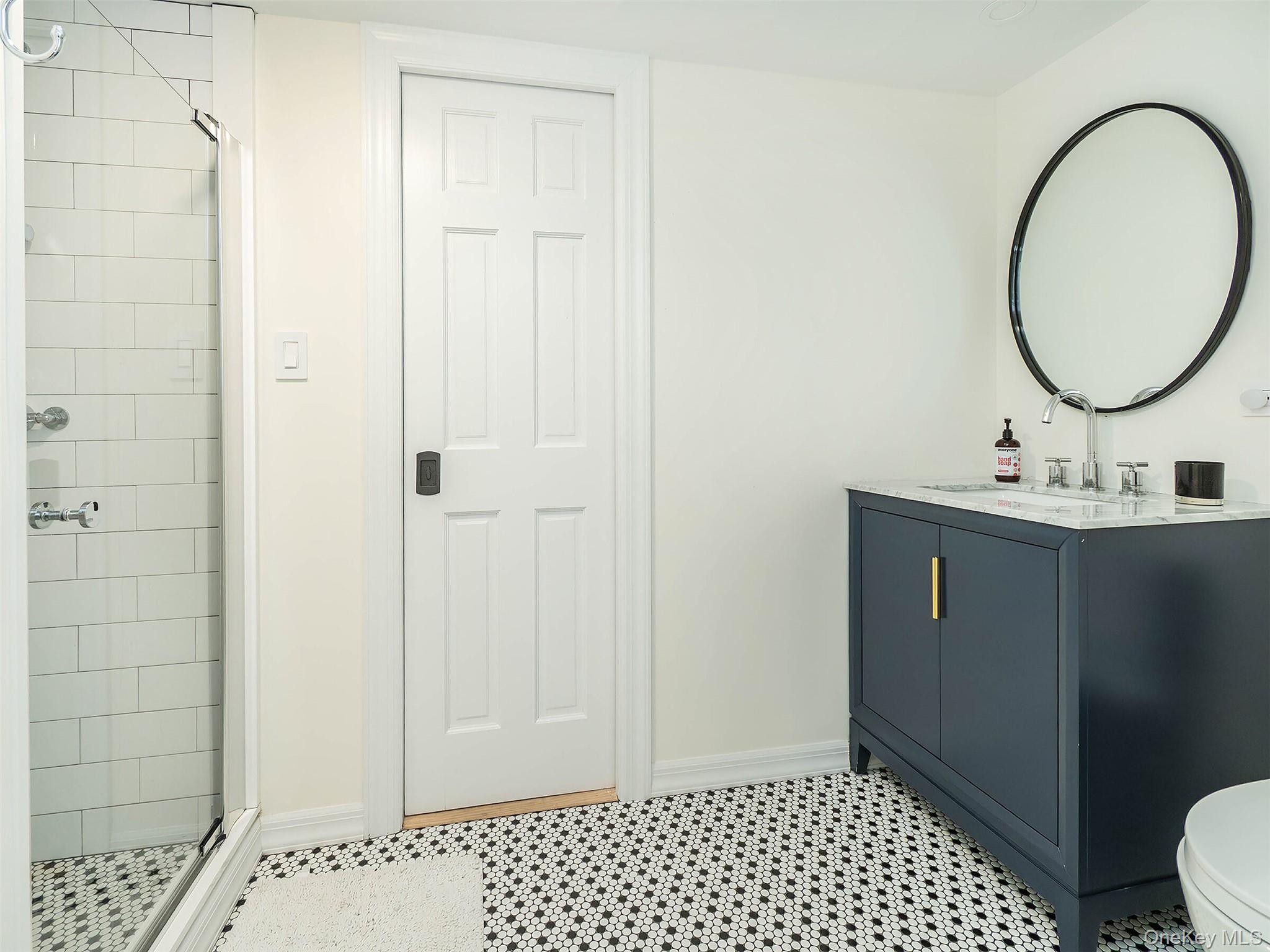 184 Circle Drive, Manhasset, NY 11030