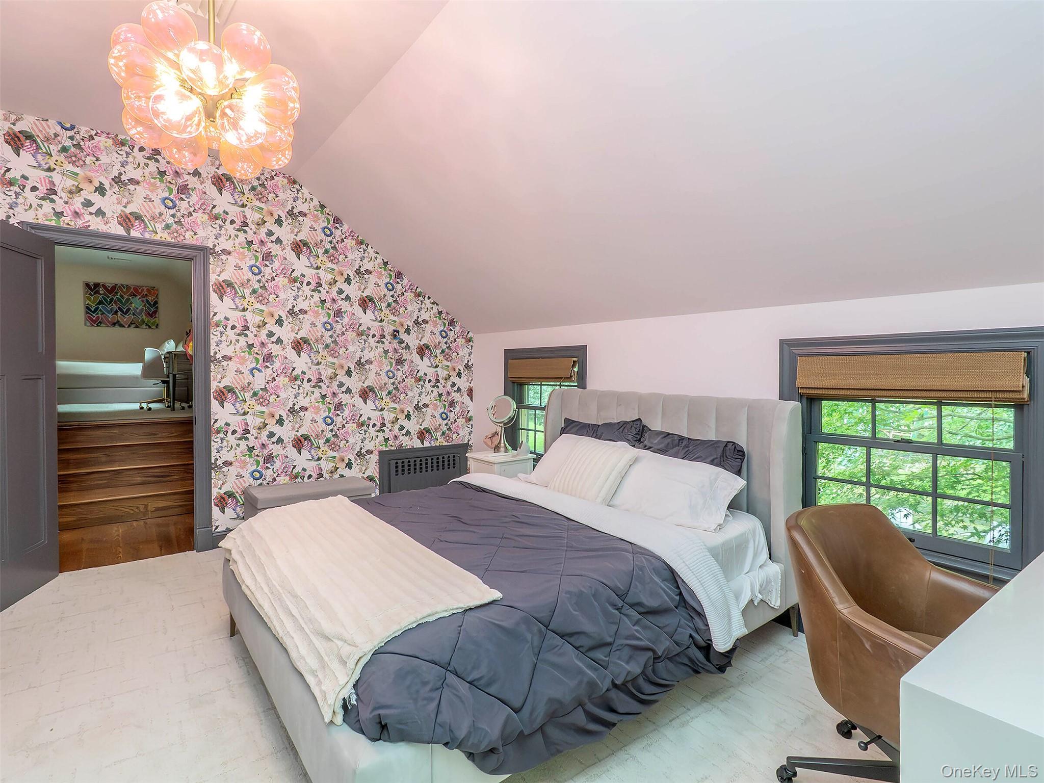 184 Circle Drive, Manhasset, NY 11030