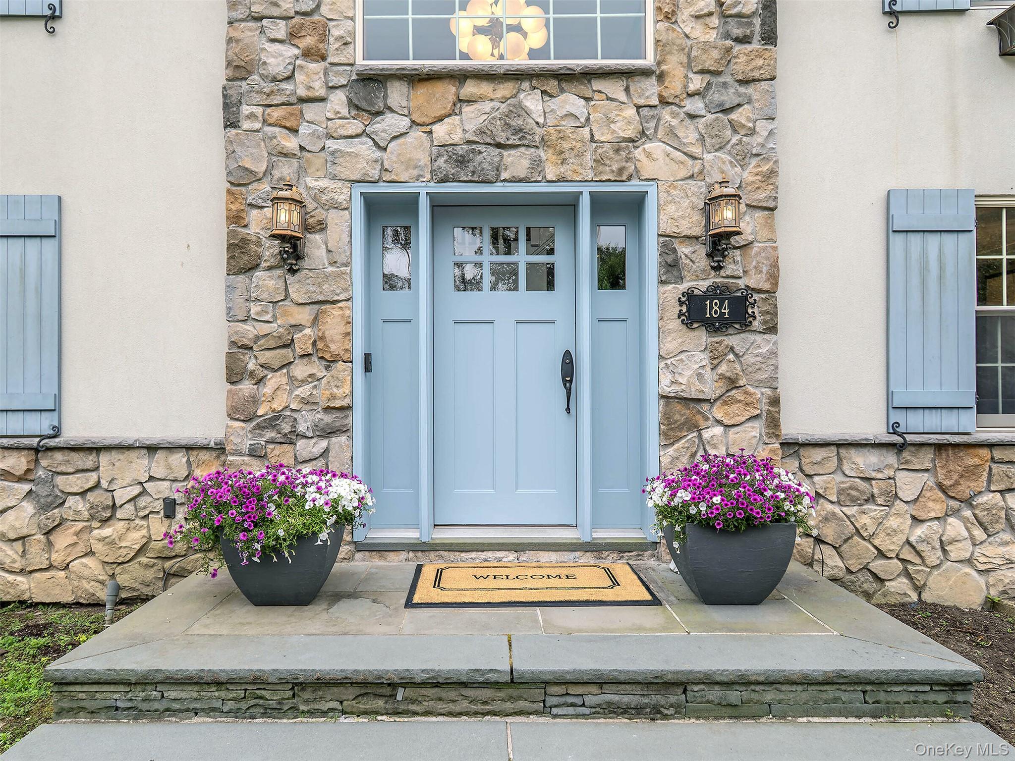 184 Circle Drive, Manhasset, NY 11030