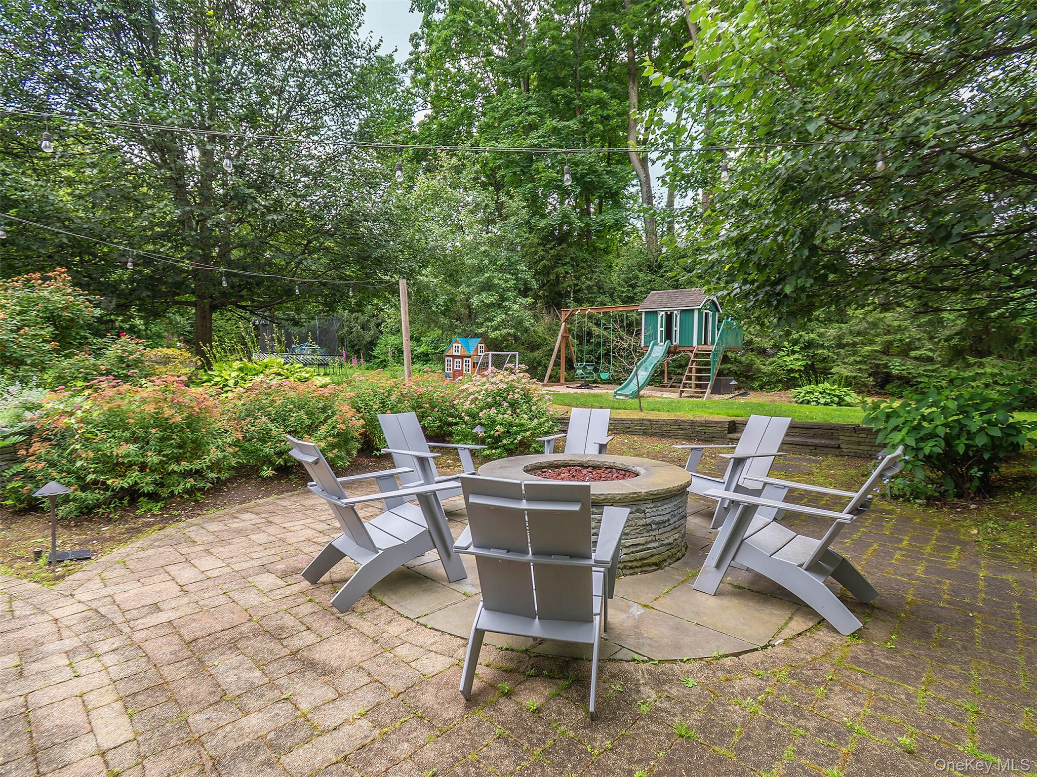 184 Circle Drive, Manhasset, NY 11030