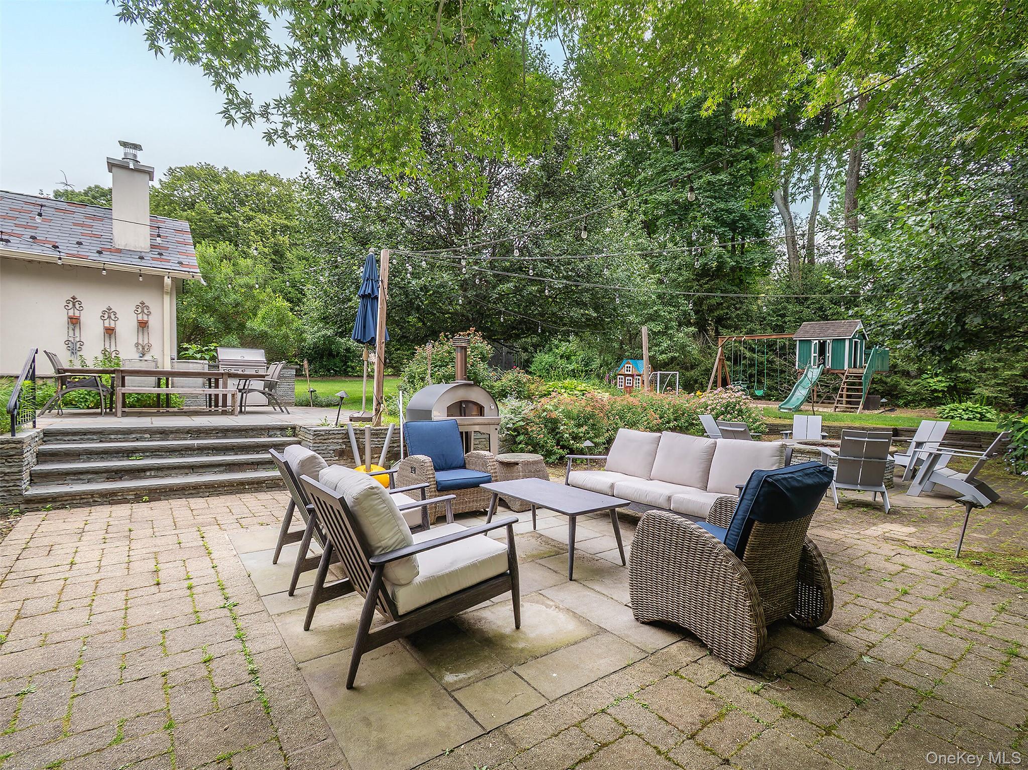 184 Circle Drive, Manhasset, NY 11030