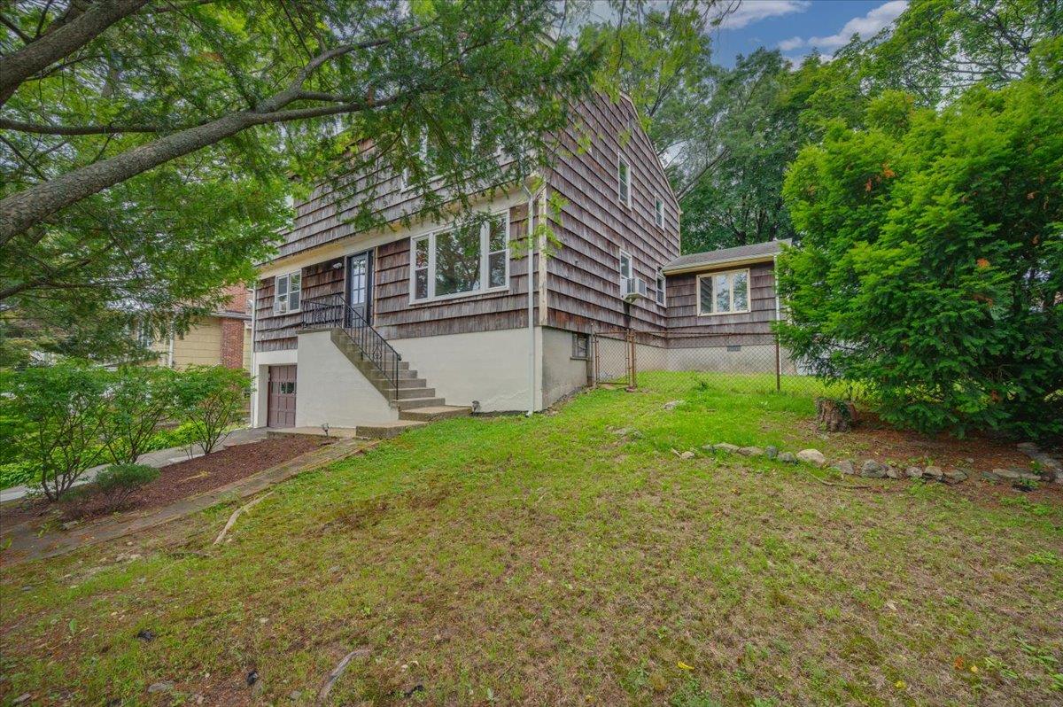 32 Brady Avenue, New Rochelle, NY 10805