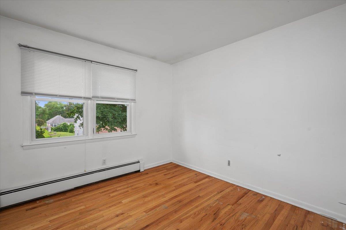 32 Brady Avenue, New Rochelle, NY 10805