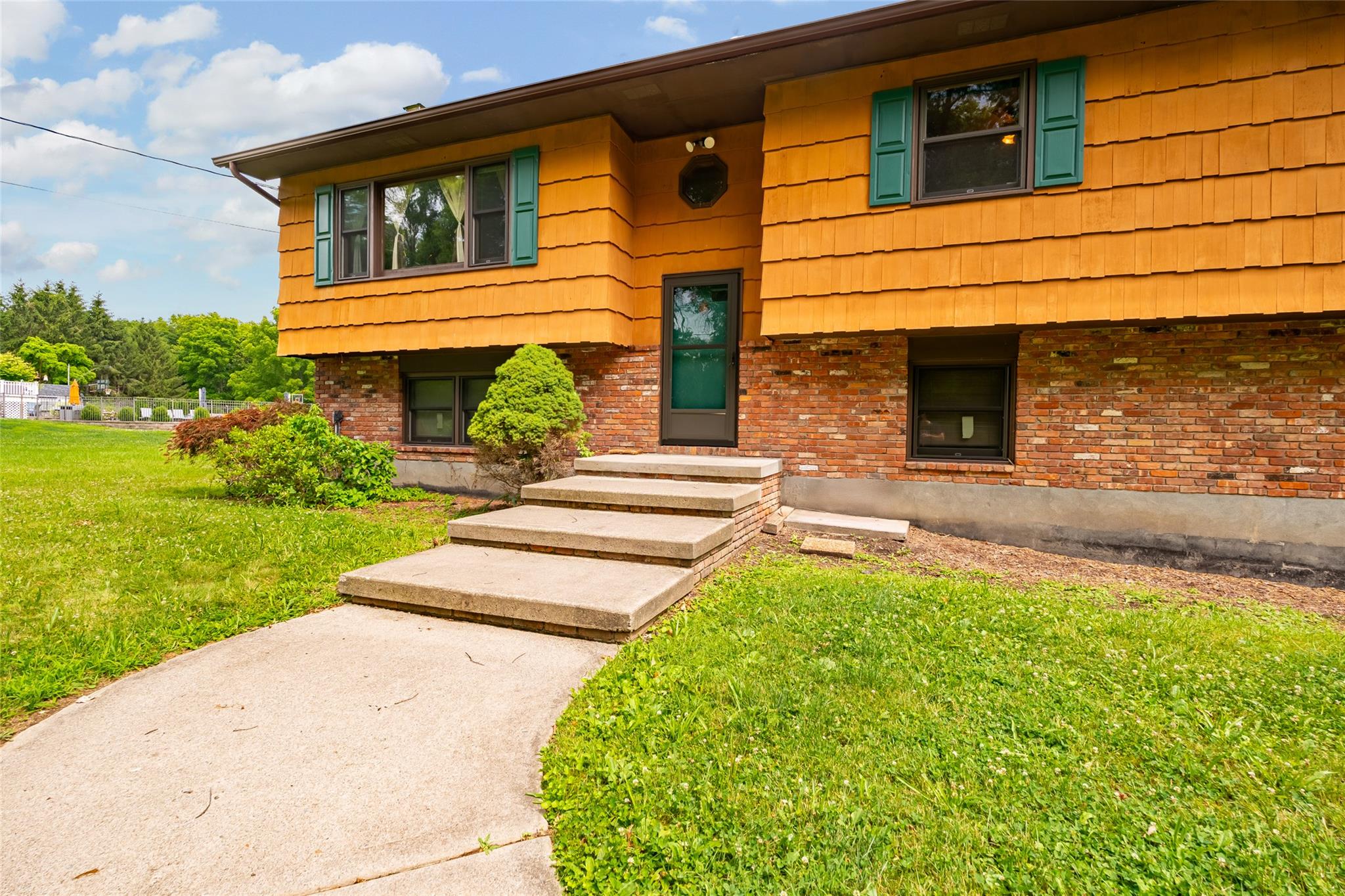 408 Bull Road, Rock Tavern, NY 12575