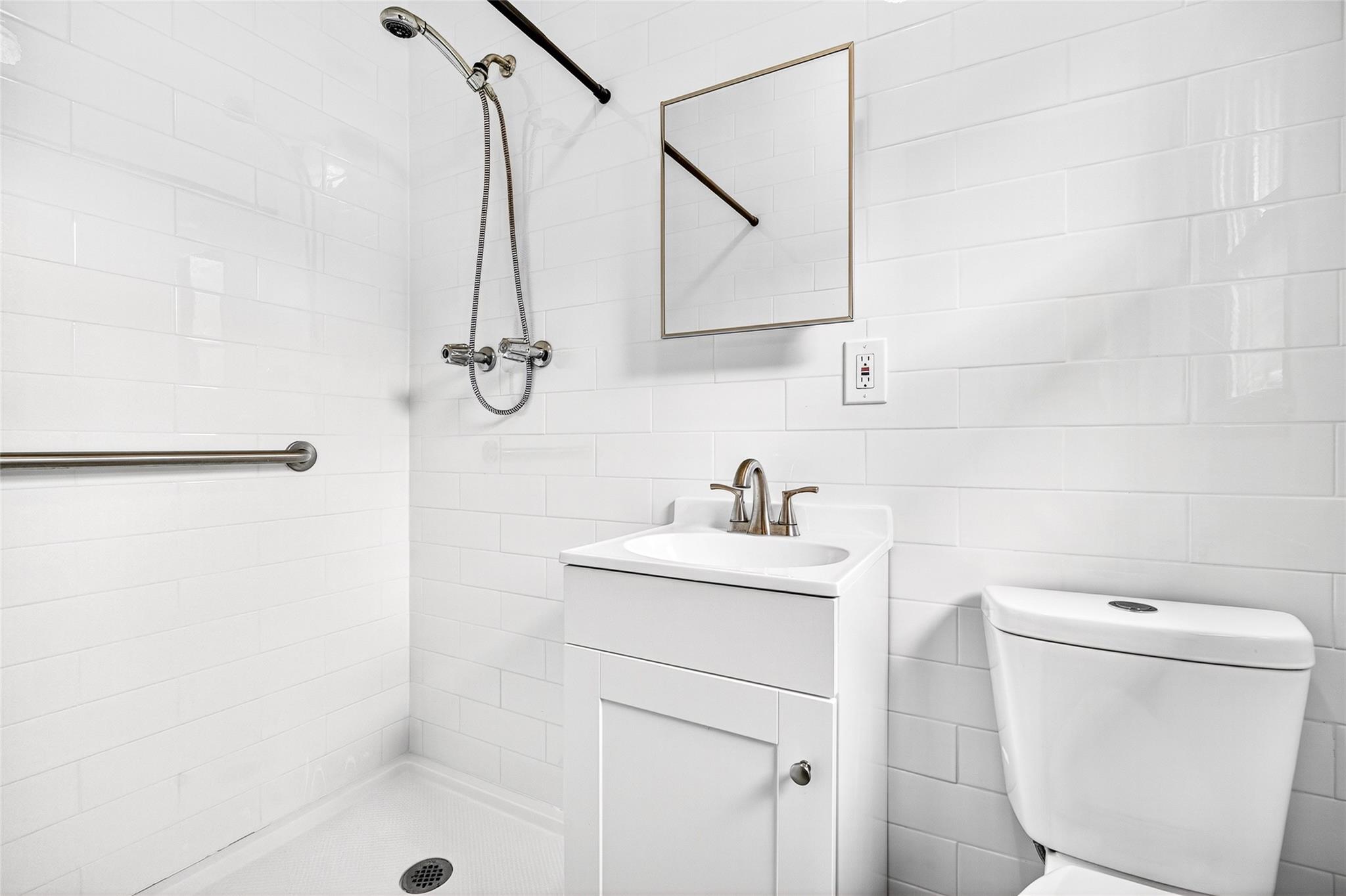 408 Bull Road, Rock Tavern, NY 12575