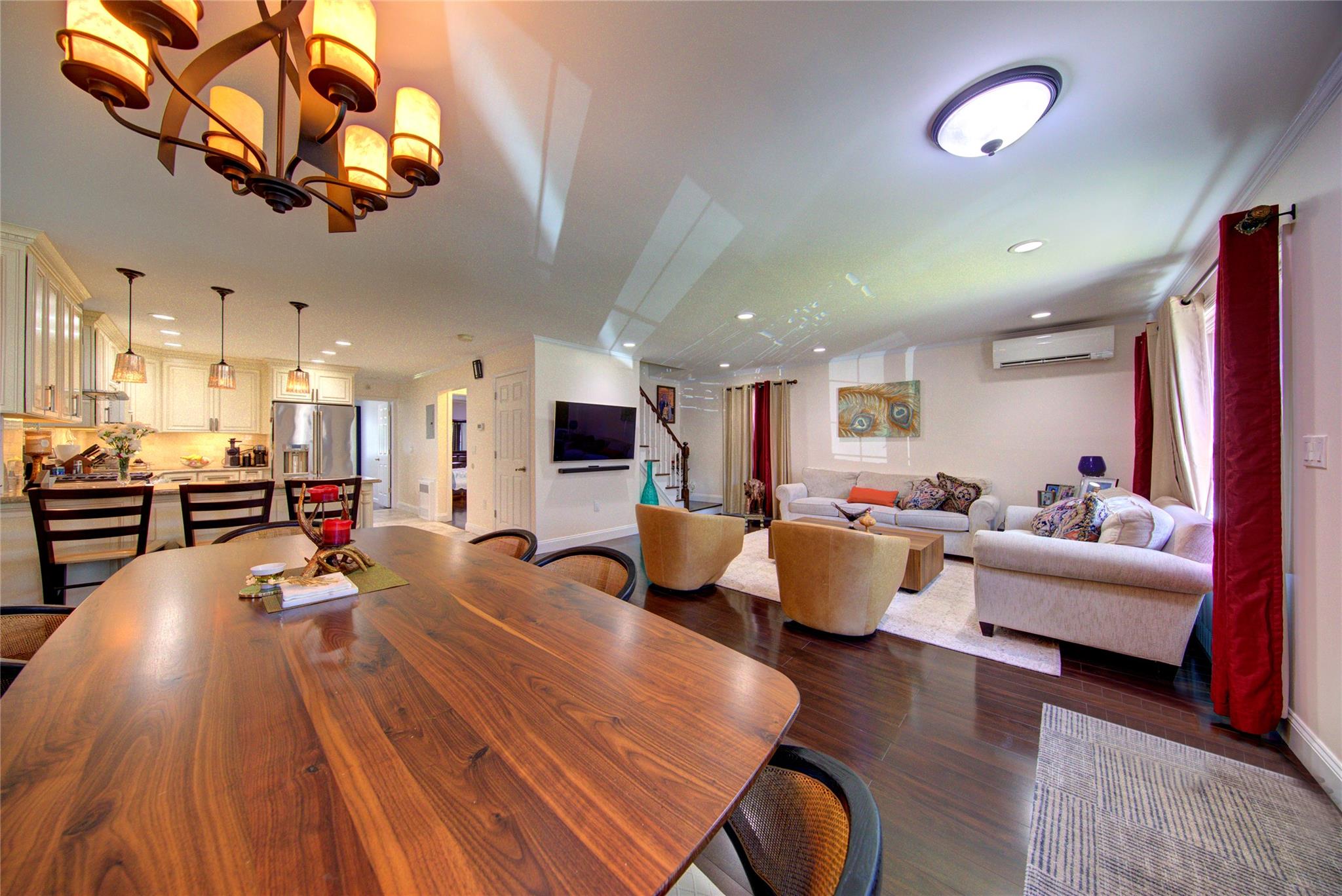 7622 265th Street, New Hyde Park, NY 11040