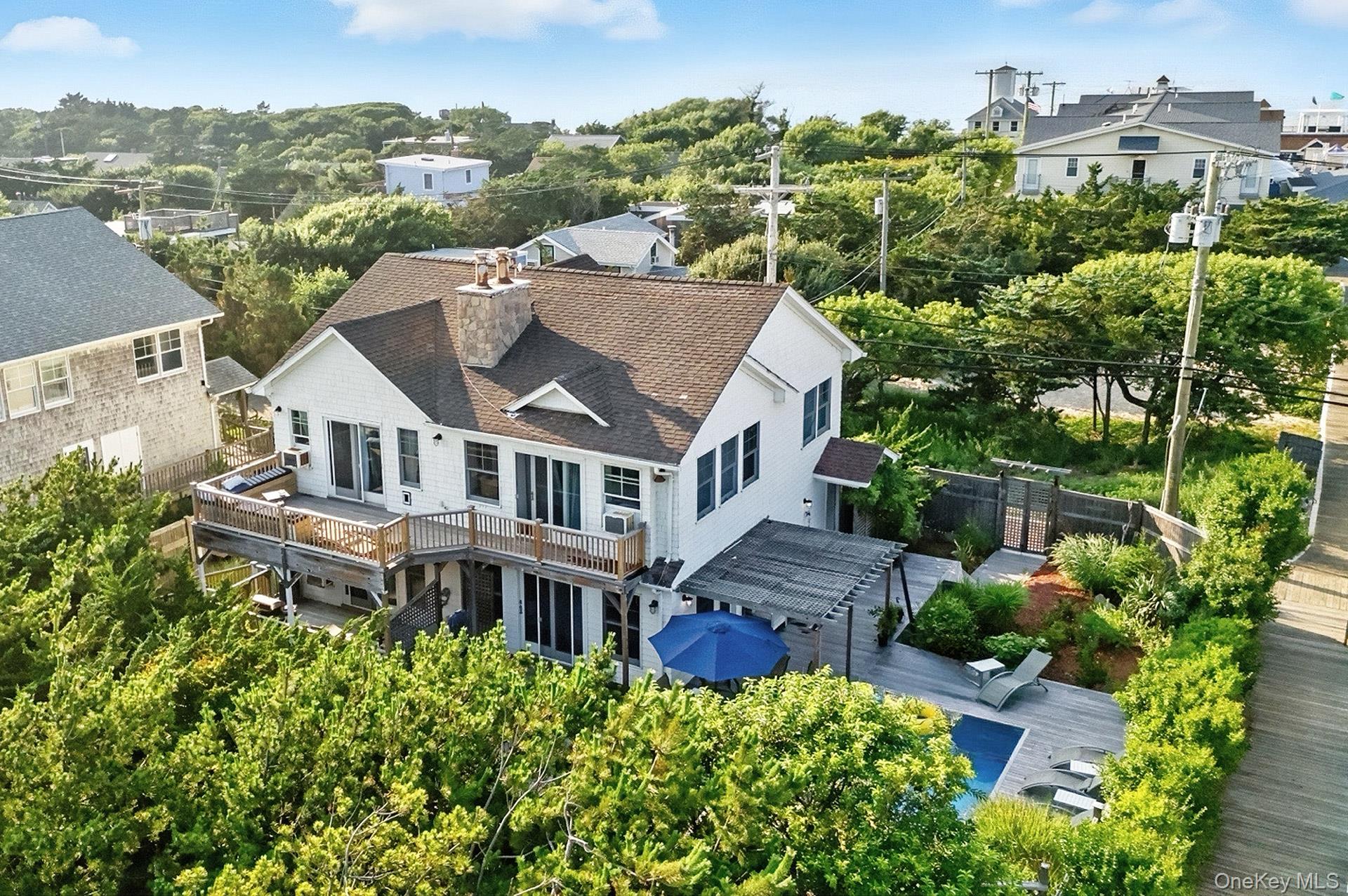 300 Lewis Walk, Cherry Grove, NY 11782