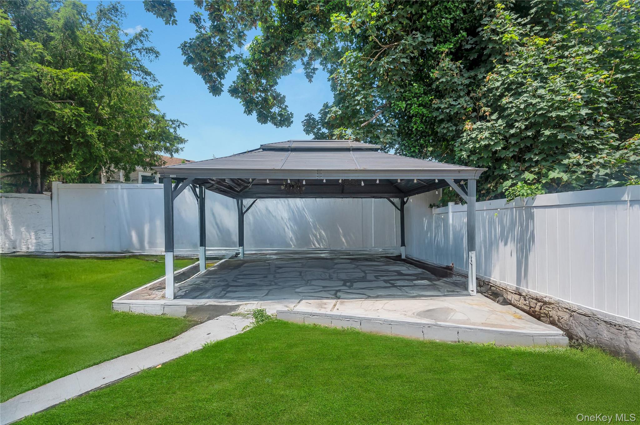 1091 Cramer Court, North Baldwin, NY 11510