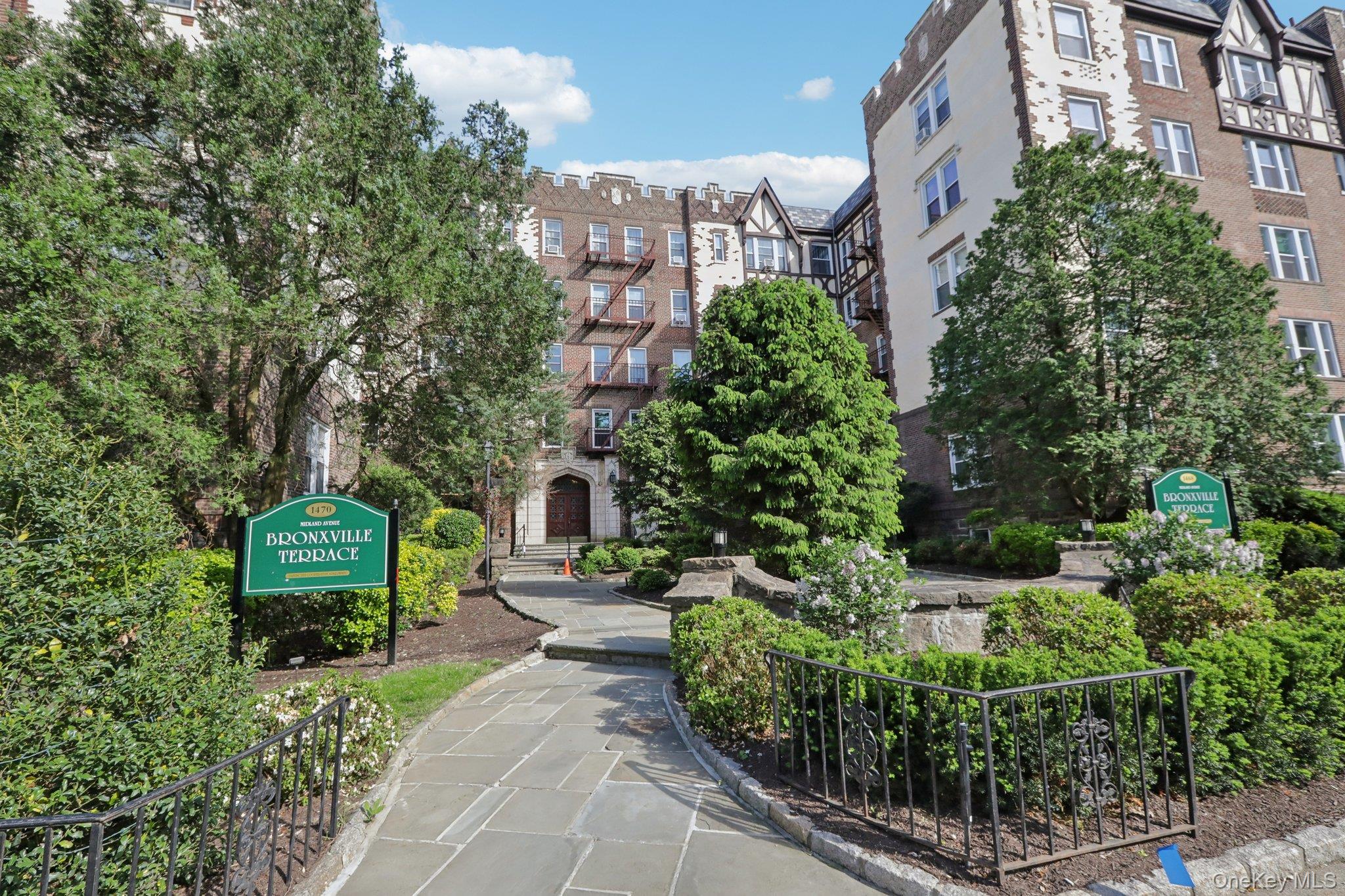 1470 Midland Avenue # 3O, Bronxville, NY 10708