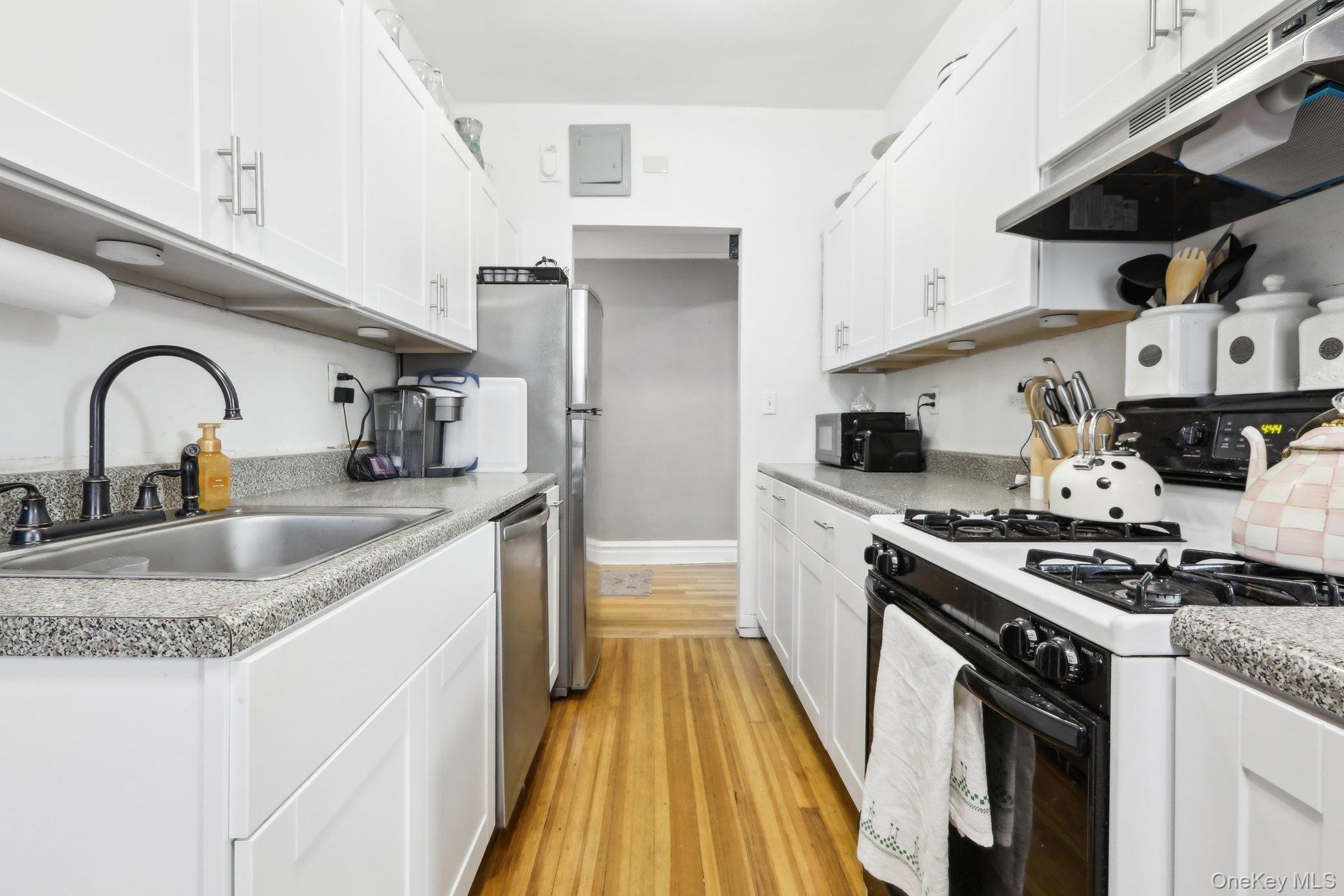 1470 Midland Avenue # 3O, Bronxville, NY 10708