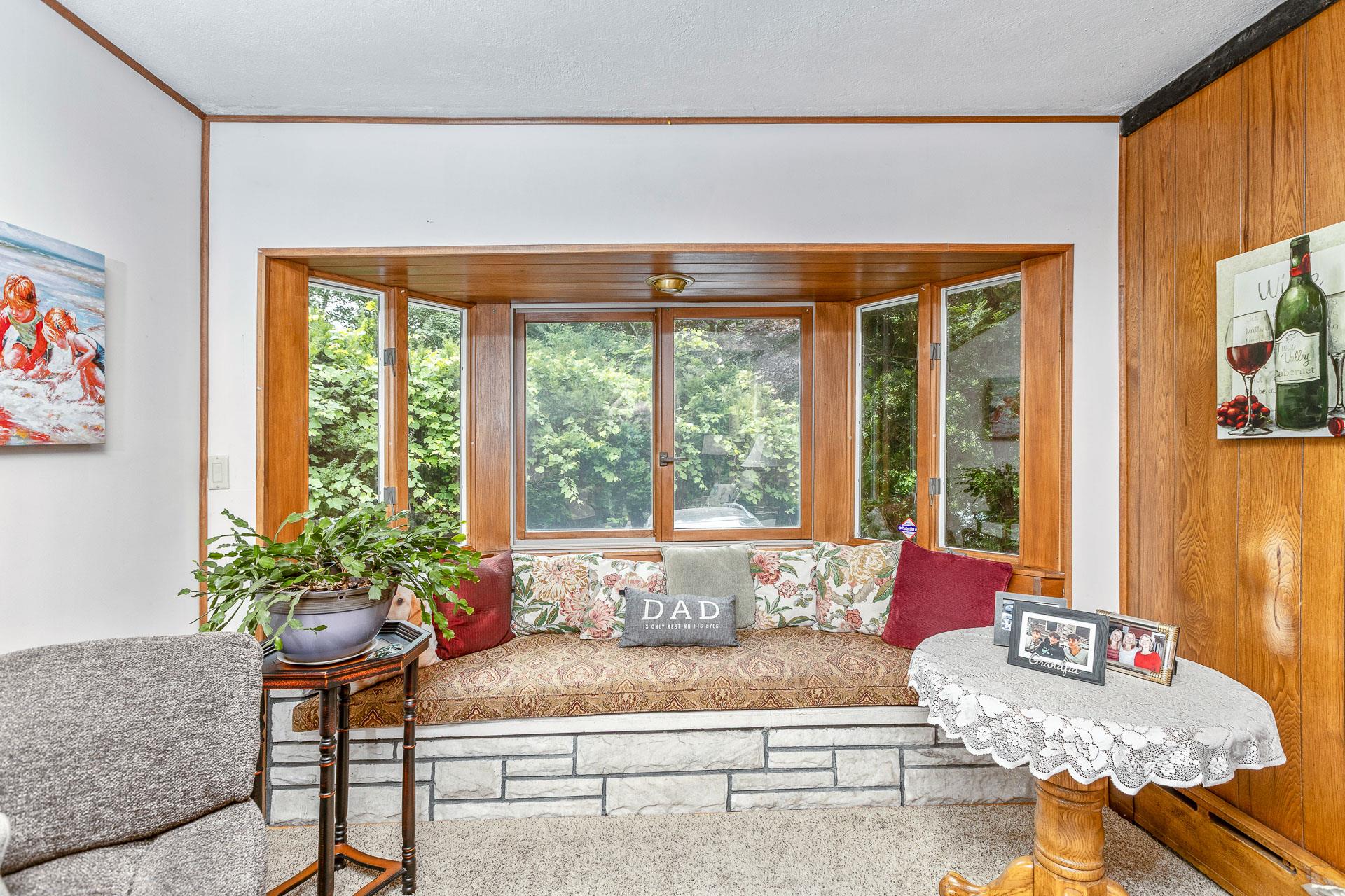 118 Harbor Road, Saint James, NY 11780