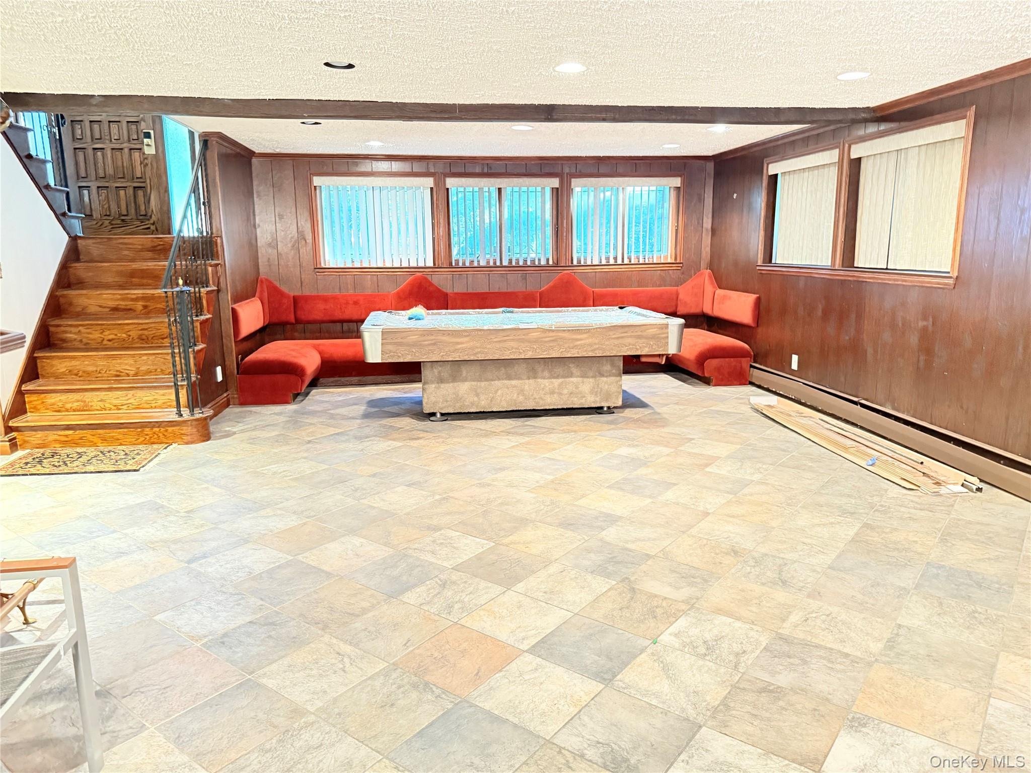 30 Dogwood Road # PVT HOUSE, Albertson, NY 11507