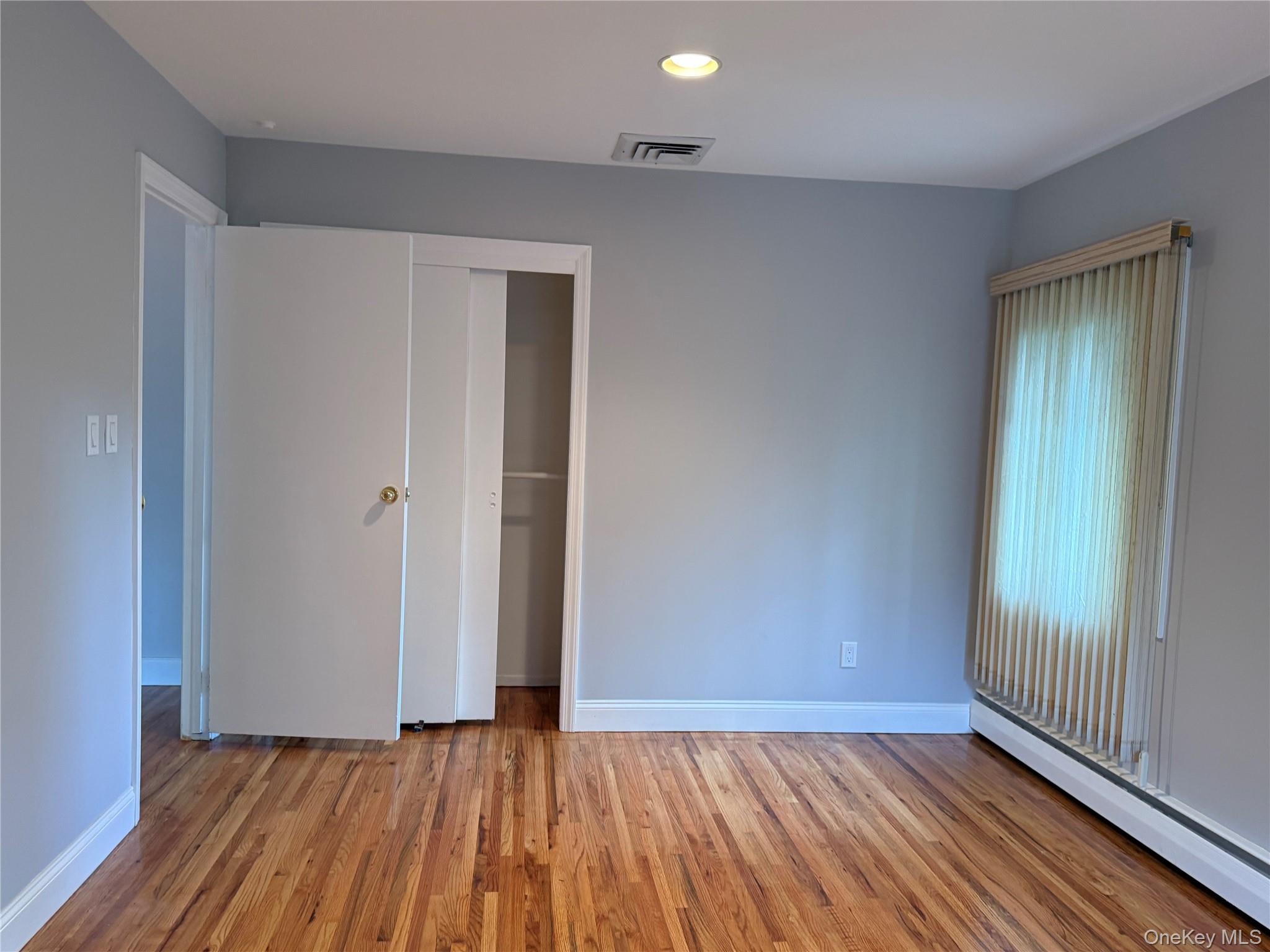 30 Dogwood Road # PVT HOUSE, Albertson, NY 11507