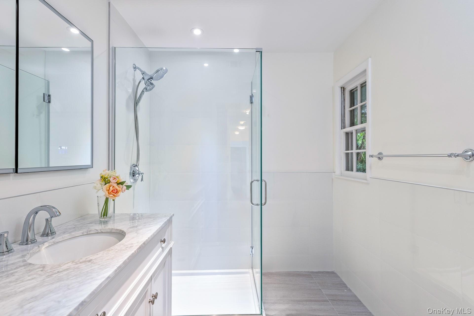 122 Main Street, Roslyn, NY 11576