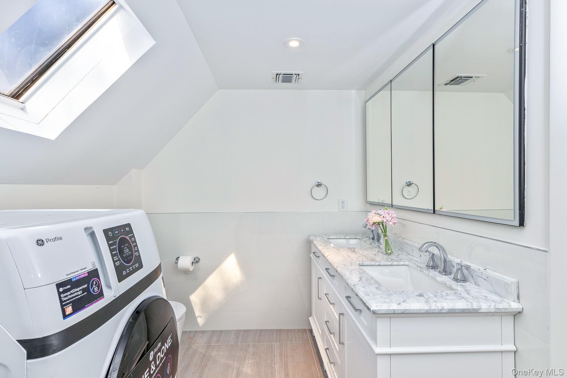 122 Main Street, Roslyn, NY 11576