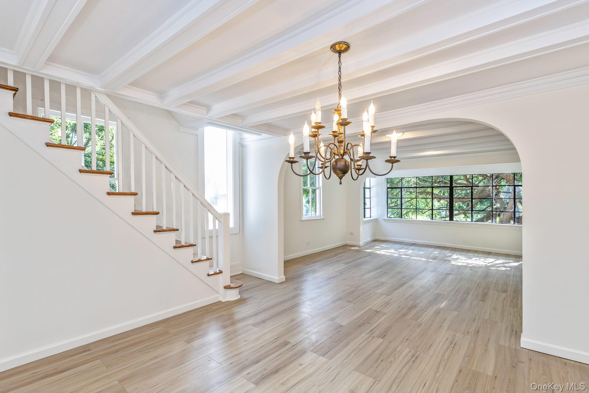 122 Main Street, Roslyn, NY 11576