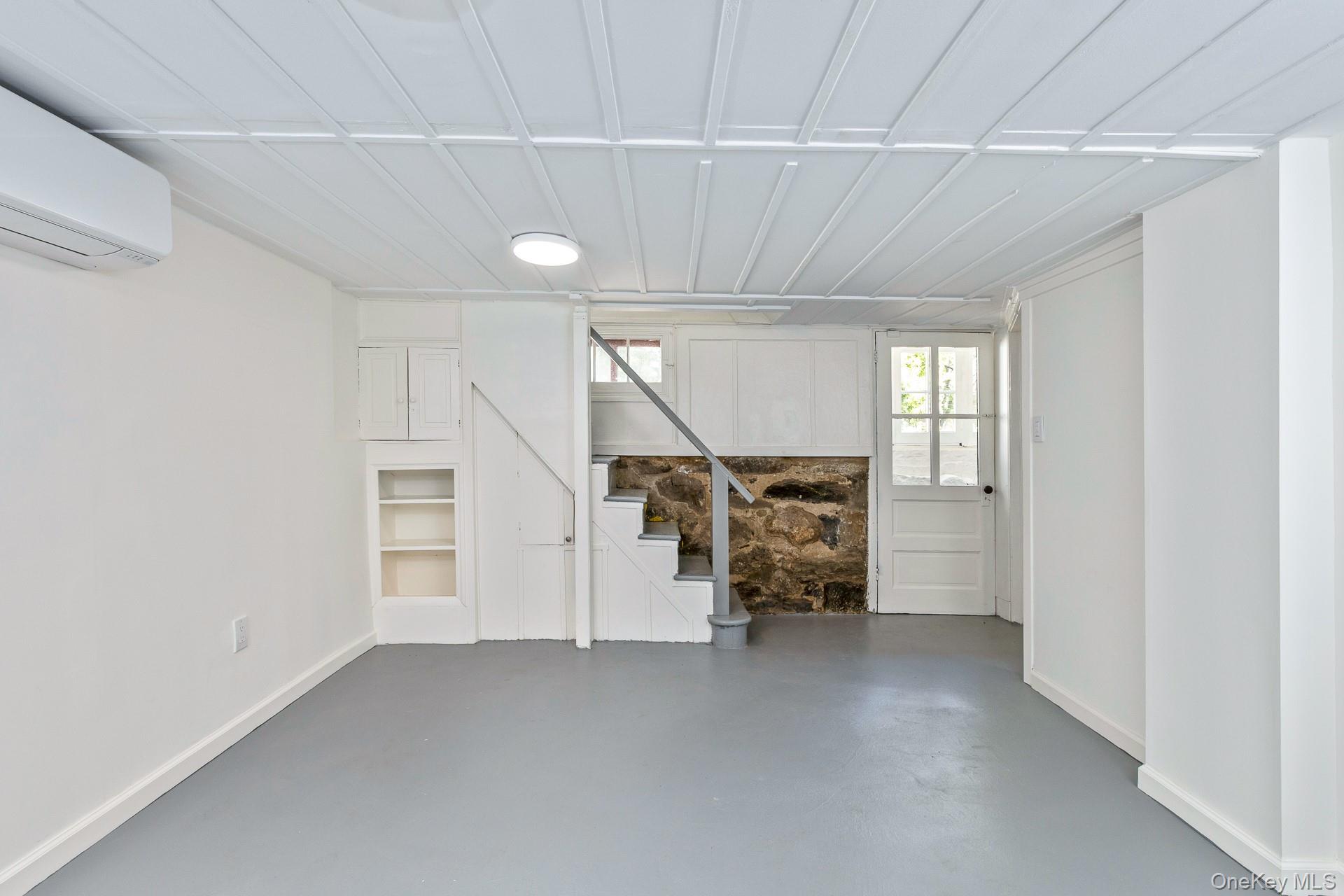 122 Main Street, Roslyn, NY 11576