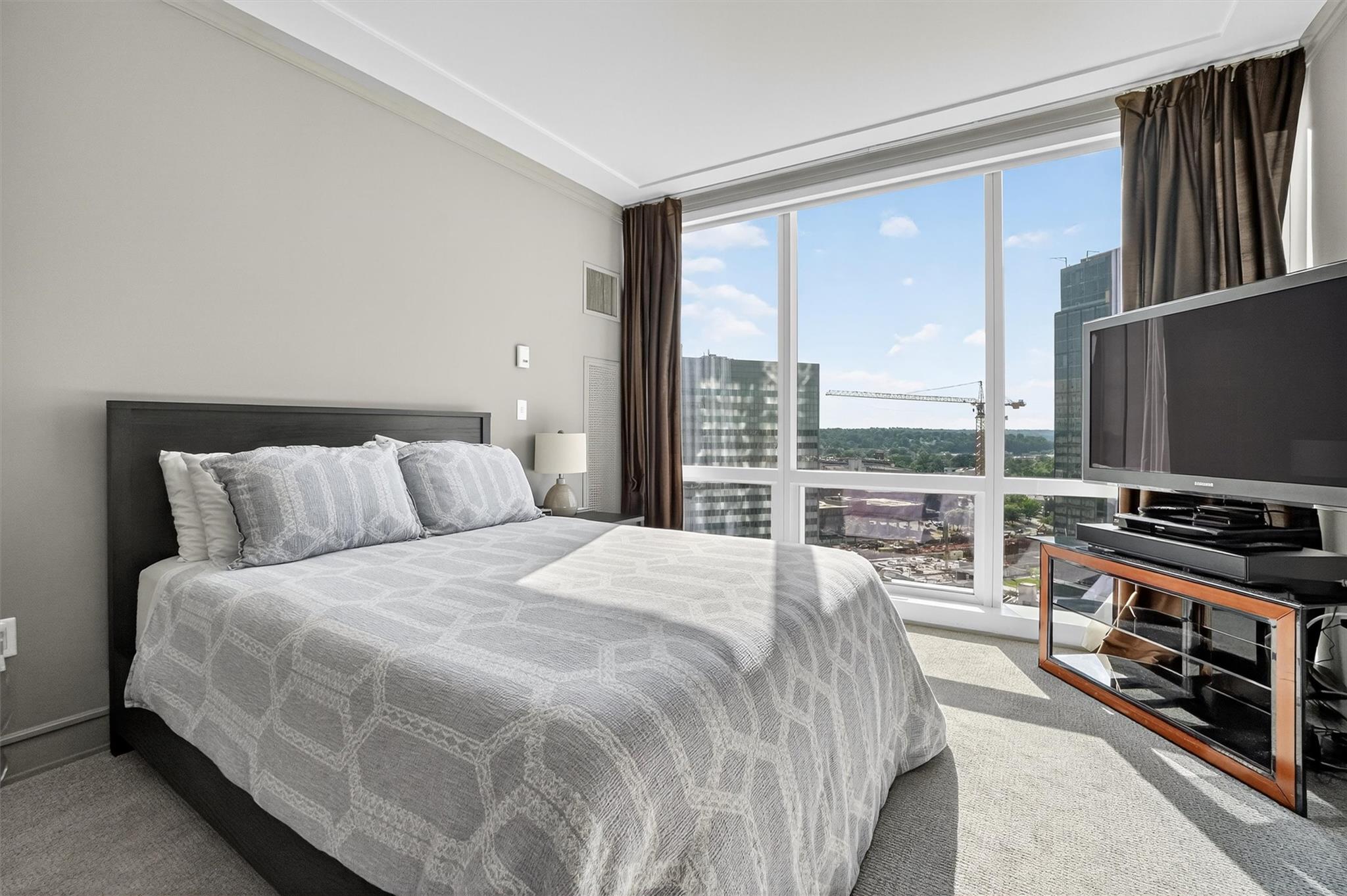 1 Renaissance Square # 14F, White Plains, NY 10601