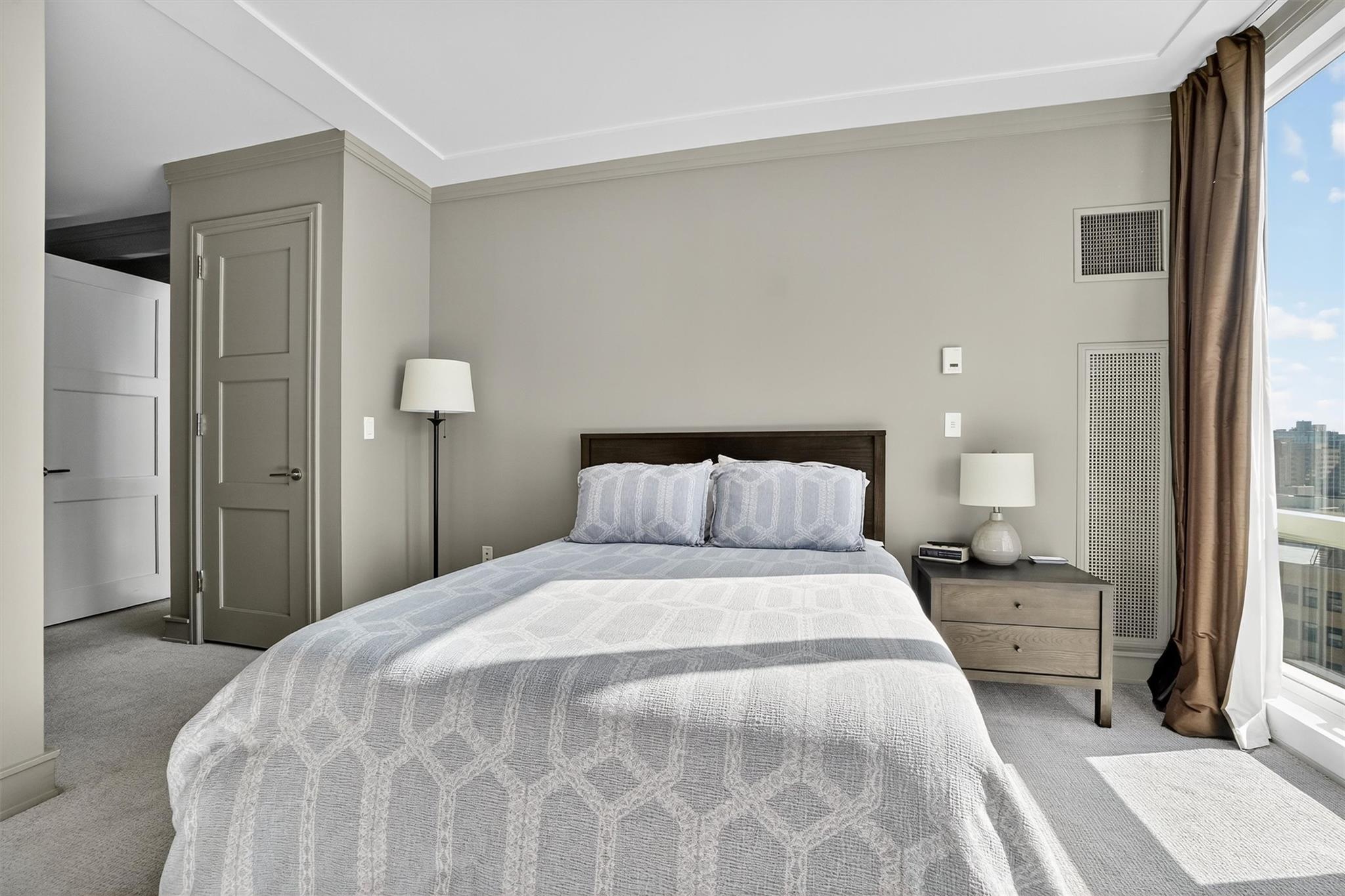 1 Renaissance Square # 14F, White Plains, NY 10601