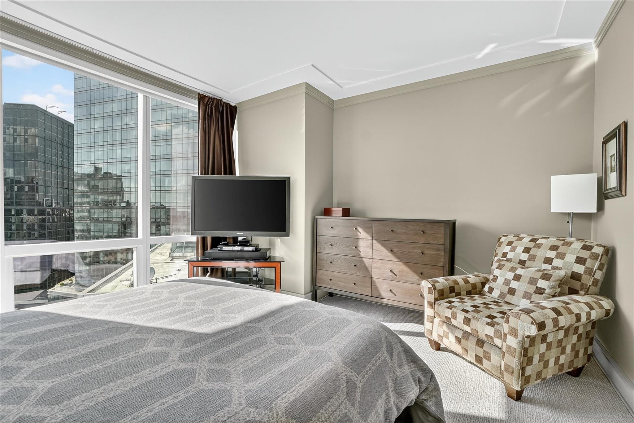 1 Renaissance Square # 14F, White Plains, NY 10601