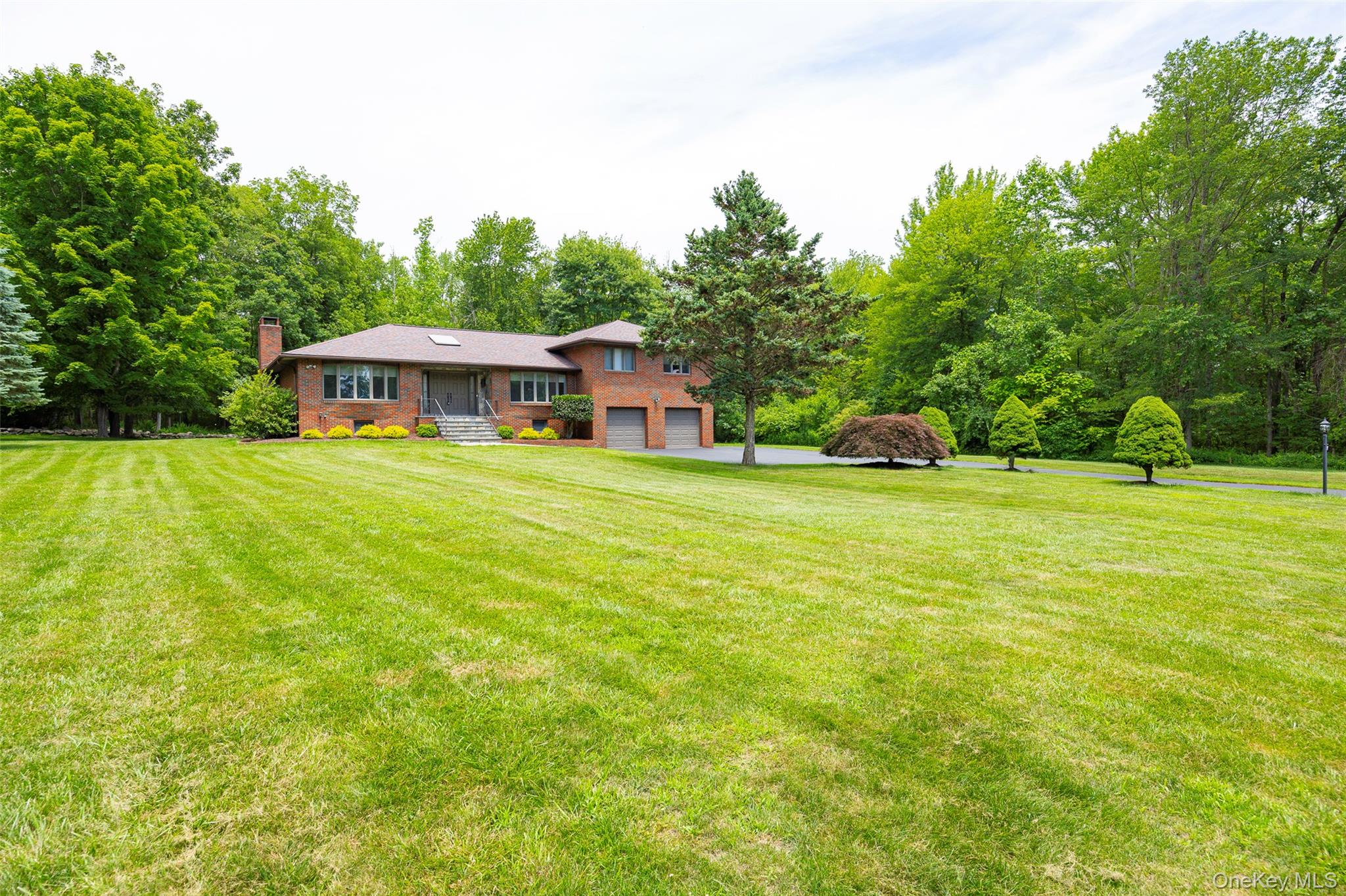 23 Lounsbury Drive, Baldwin Place, NY 10505