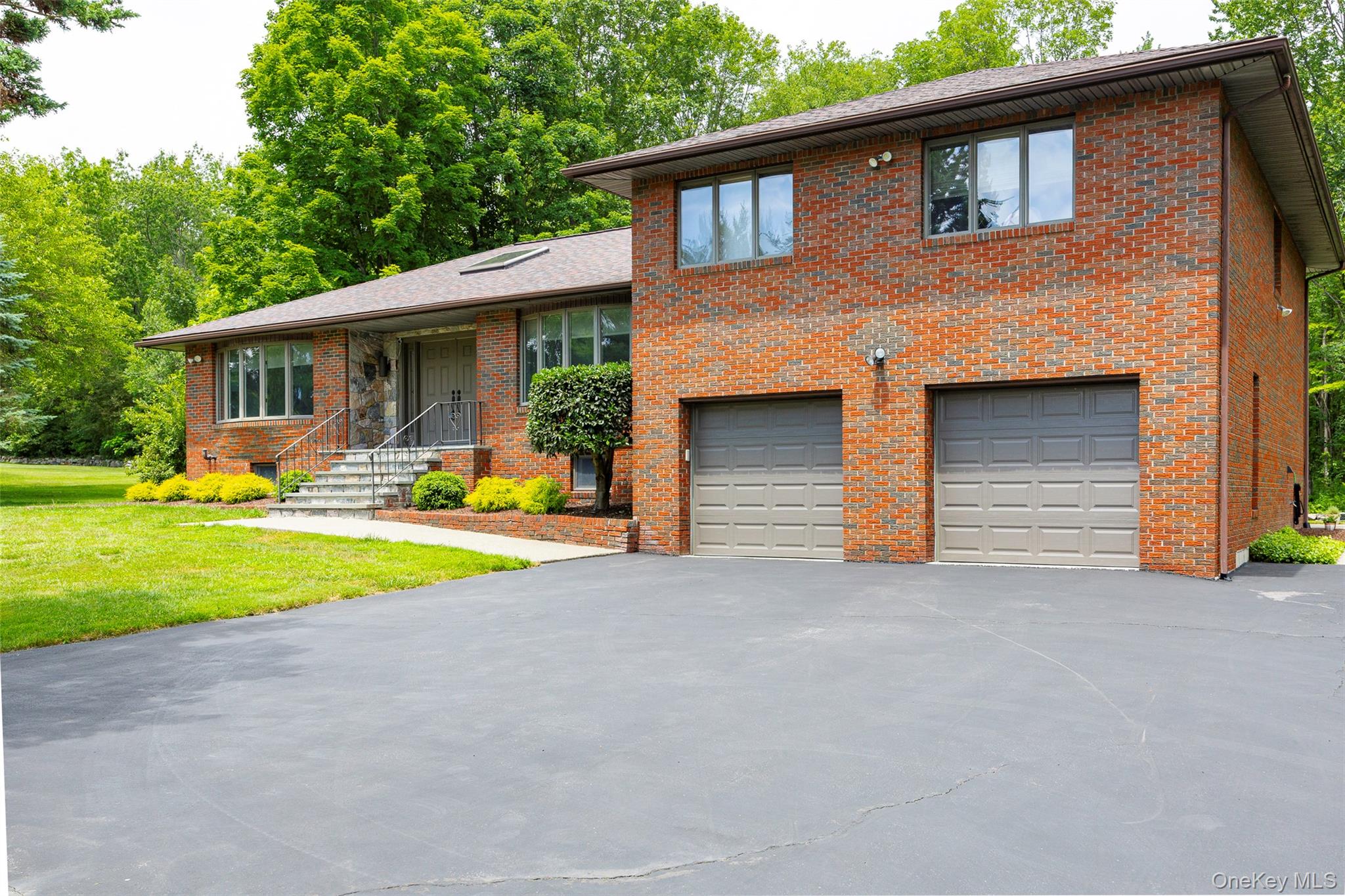 23 Lounsbury Drive, Baldwin Place, NY 10505