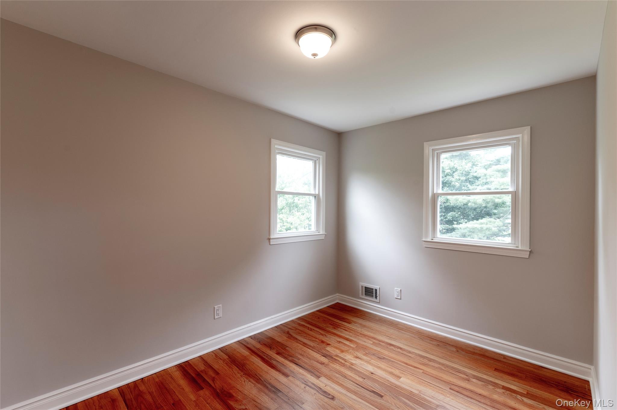 2 Jean Lane, New City, NY 10956