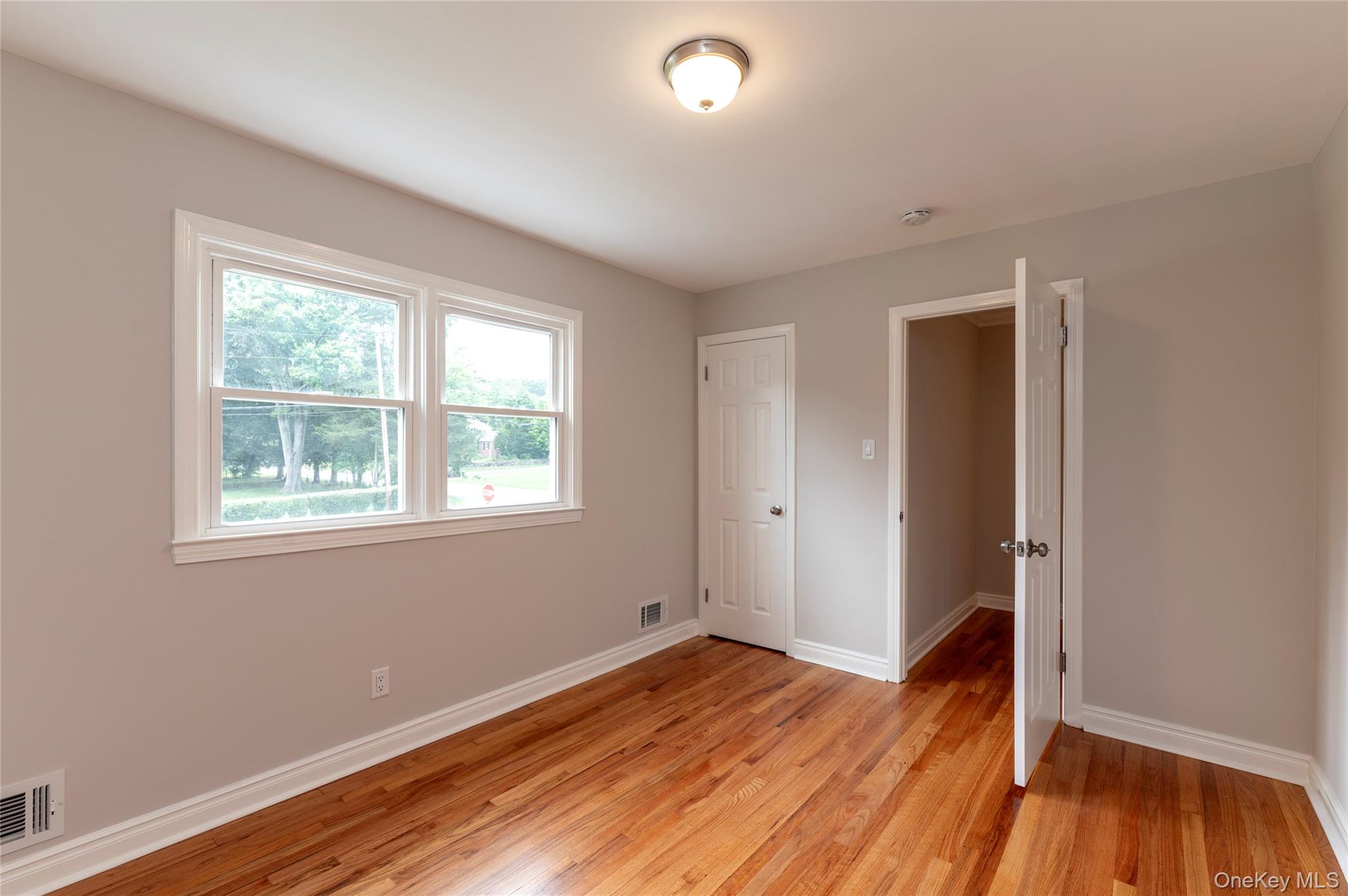 2 Jean Lane, New City, NY 10956