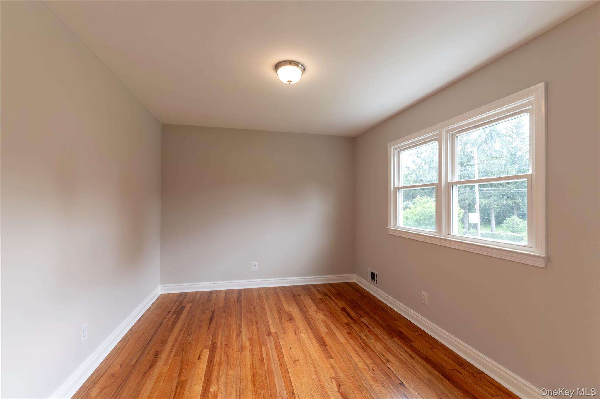 2 Jean Lane, New City, NY 10956