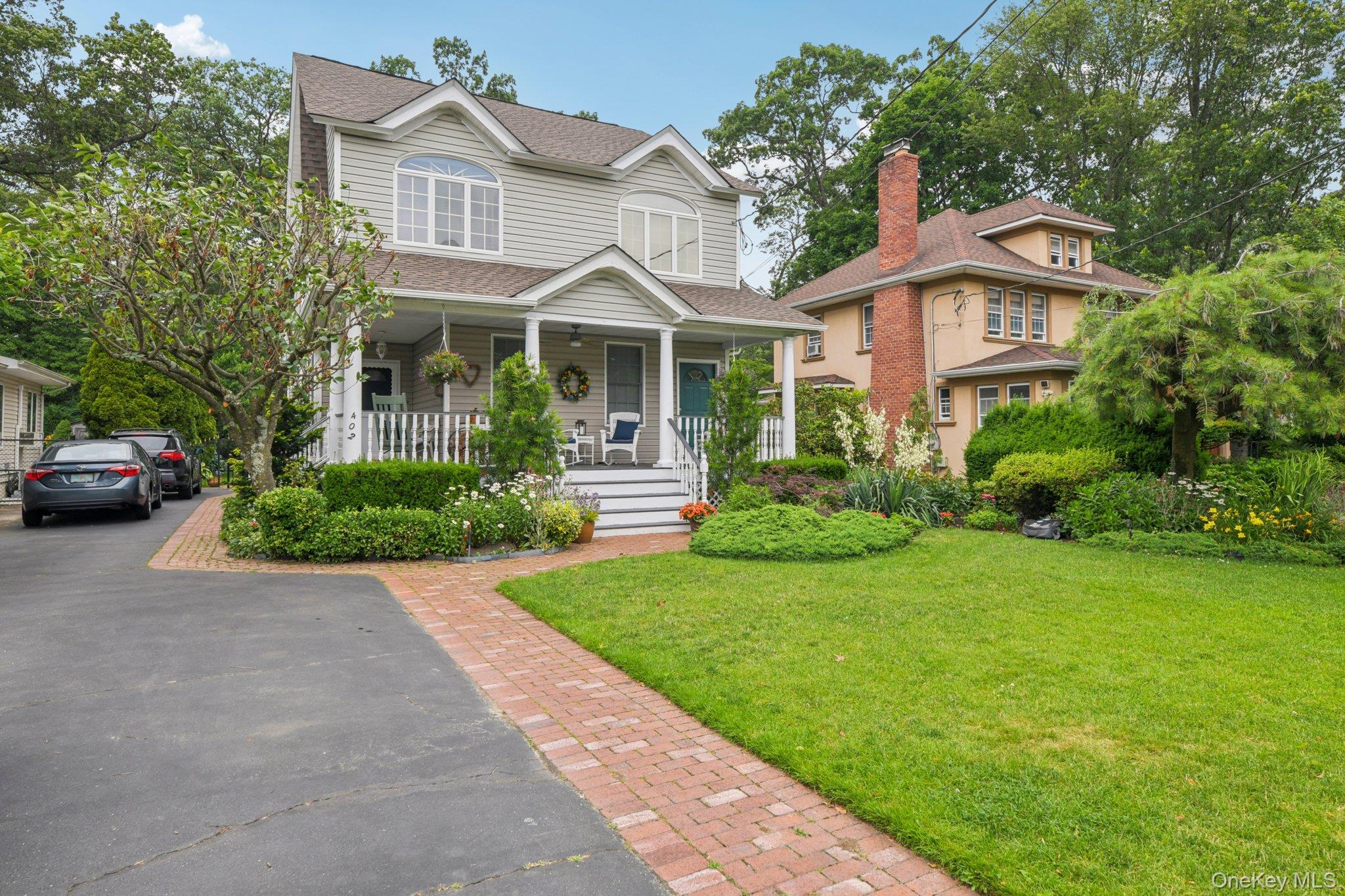 402 N Village Avenue, Rockville Centre, NY 11570