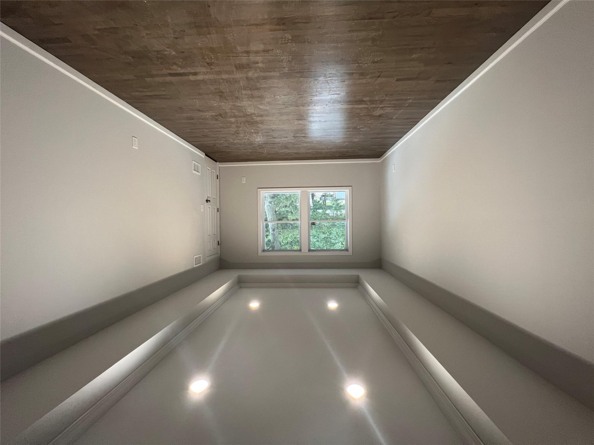 N / C Blue Point Road, Farmingville, NY 11738