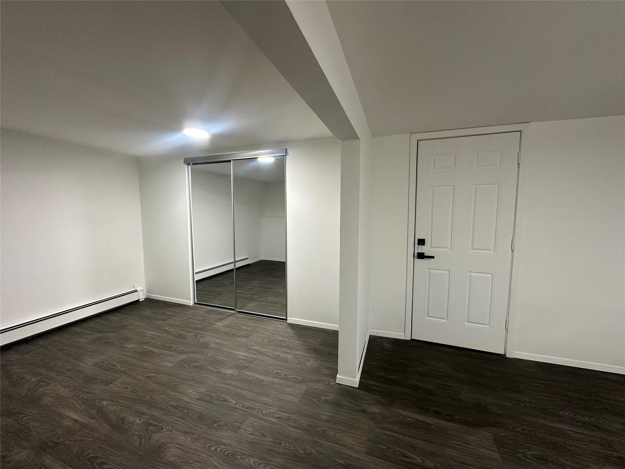 1070 Spur Drive S, Islip, NY 11706