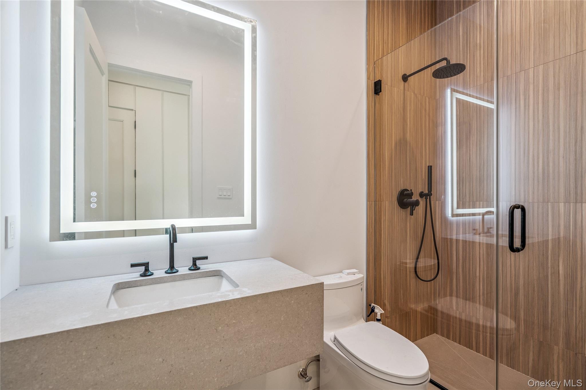 63 Fruitledge Road, Brookville, NY 11545