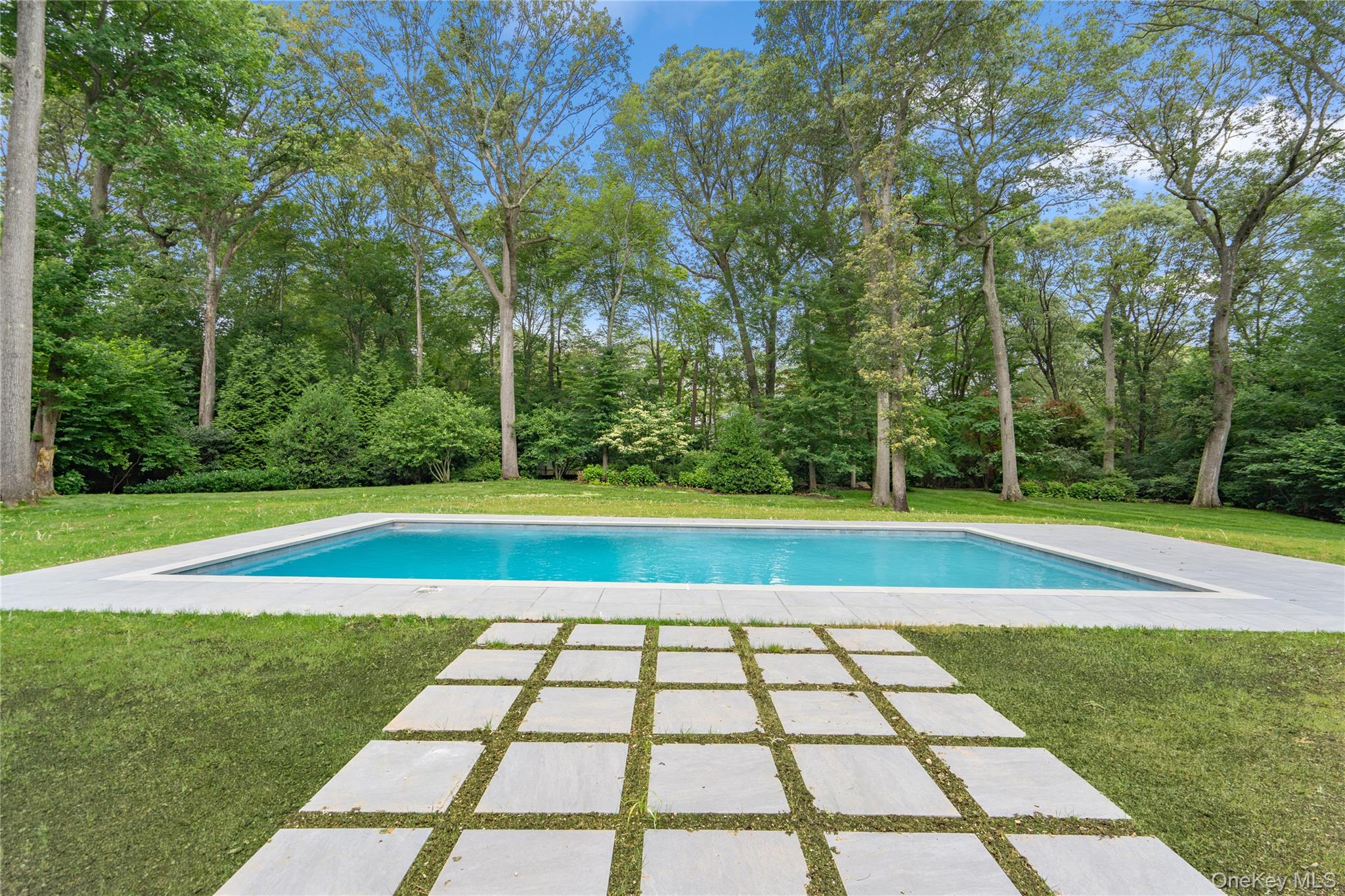 63 Fruitledge Road, Brookville, NY 11545