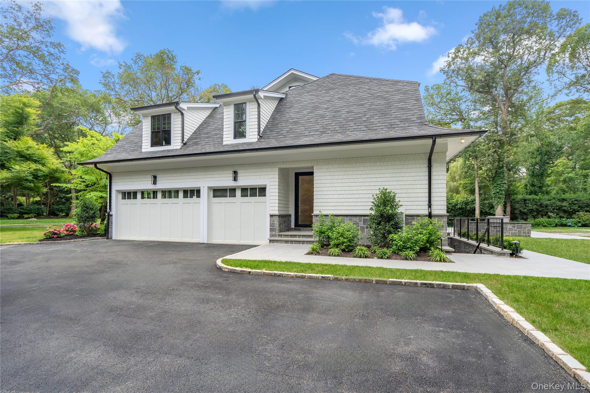 63 Fruitledge Road, Brookville, NY 11545