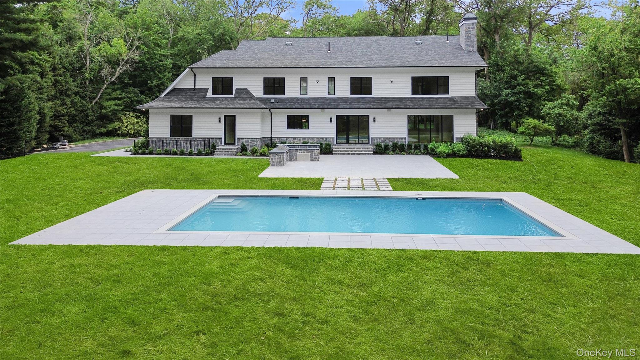 63 Fruitledge Road, Brookville, NY 11545