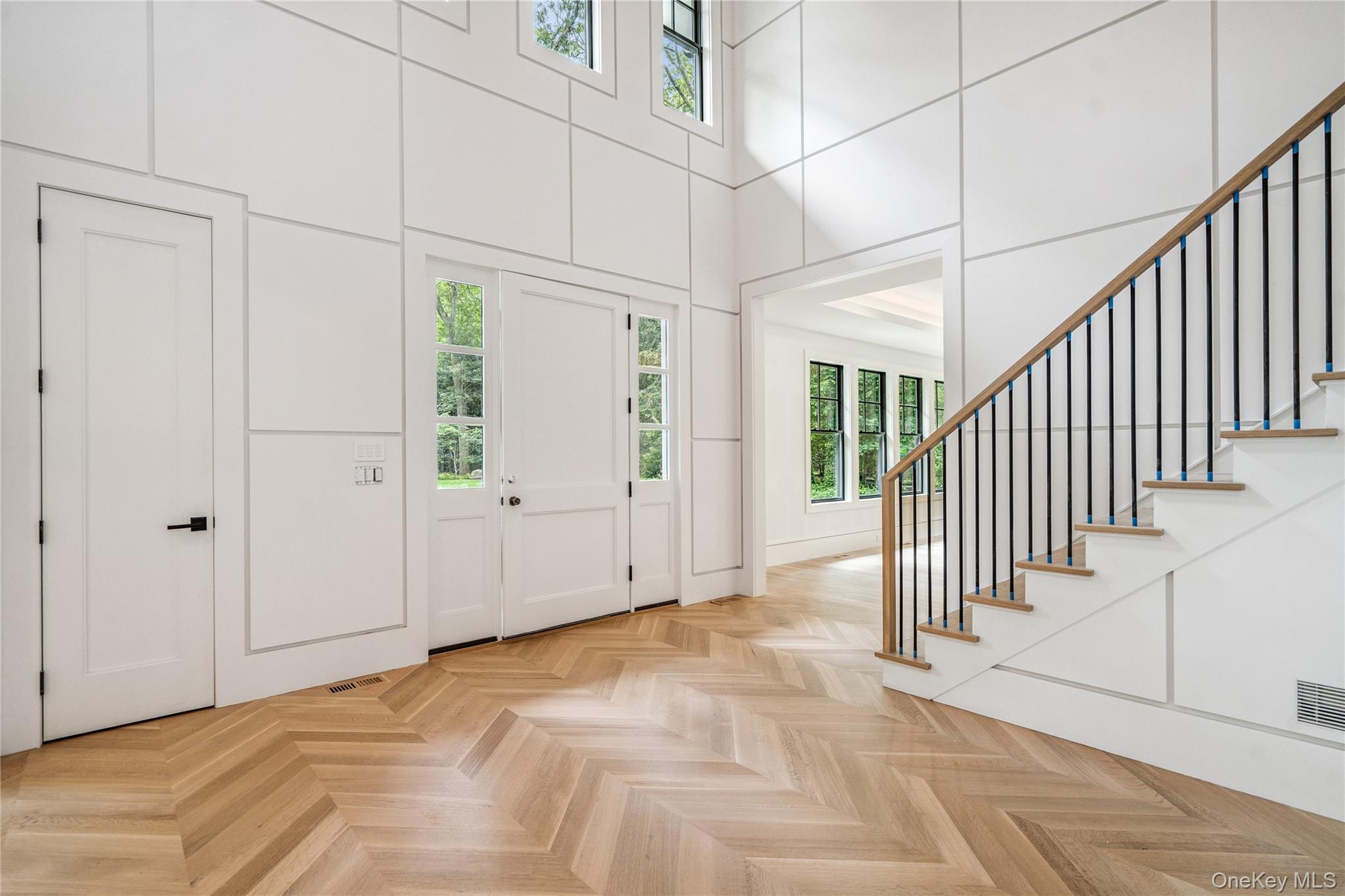 63 Fruitledge Road, Brookville, NY 11545