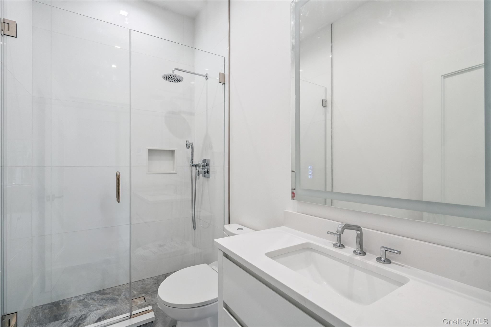 63 Fruitledge Road, Brookville, NY 11545