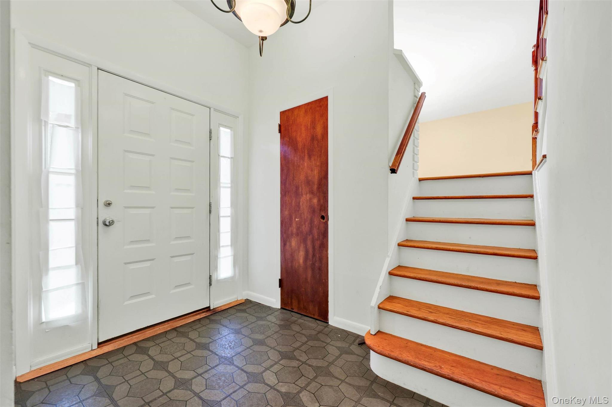 18 Fleetwood Avenue, Spring Valley, NY 10977