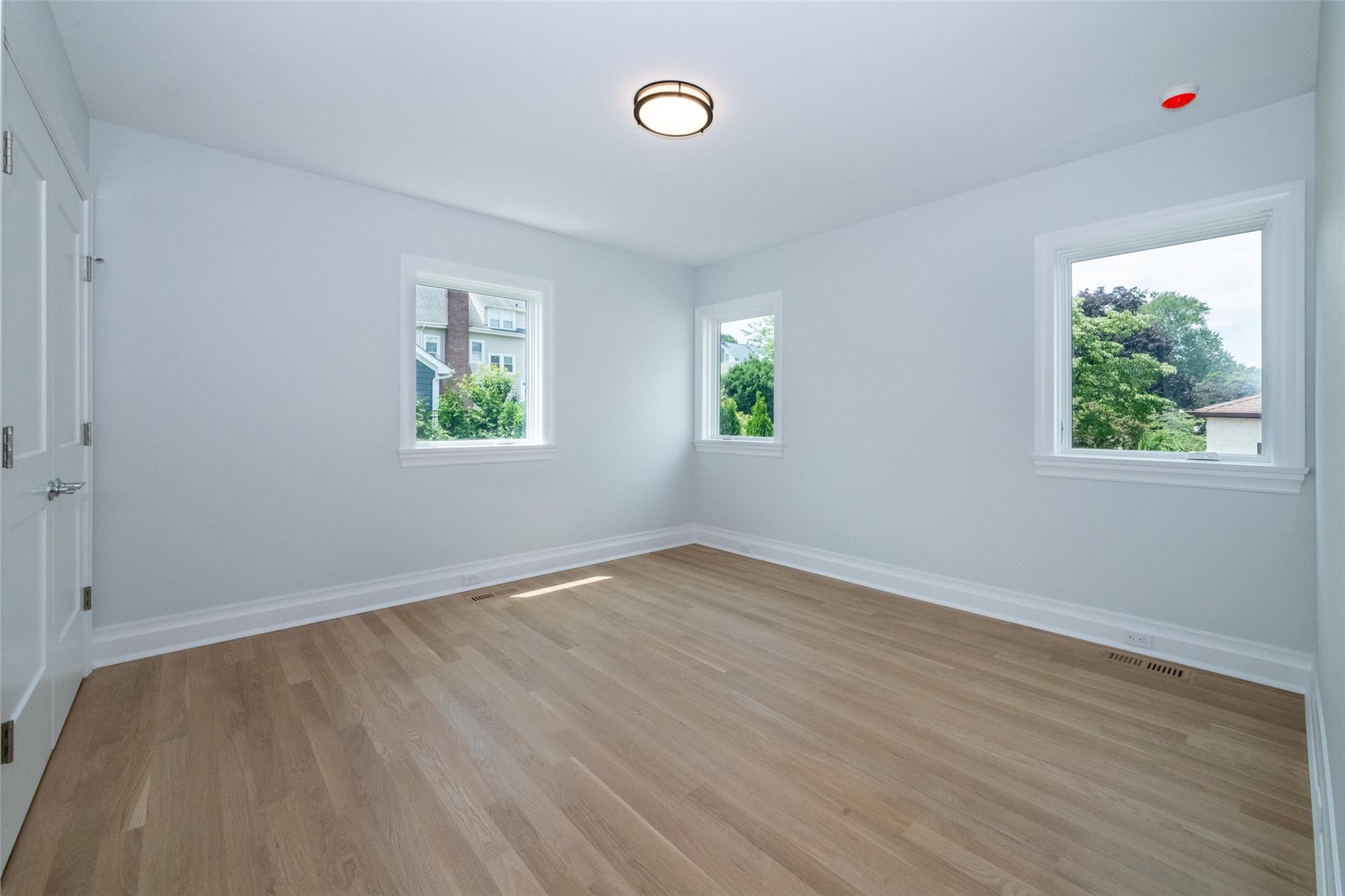 138 Mount Joy Place, New Rochelle, NY 10801