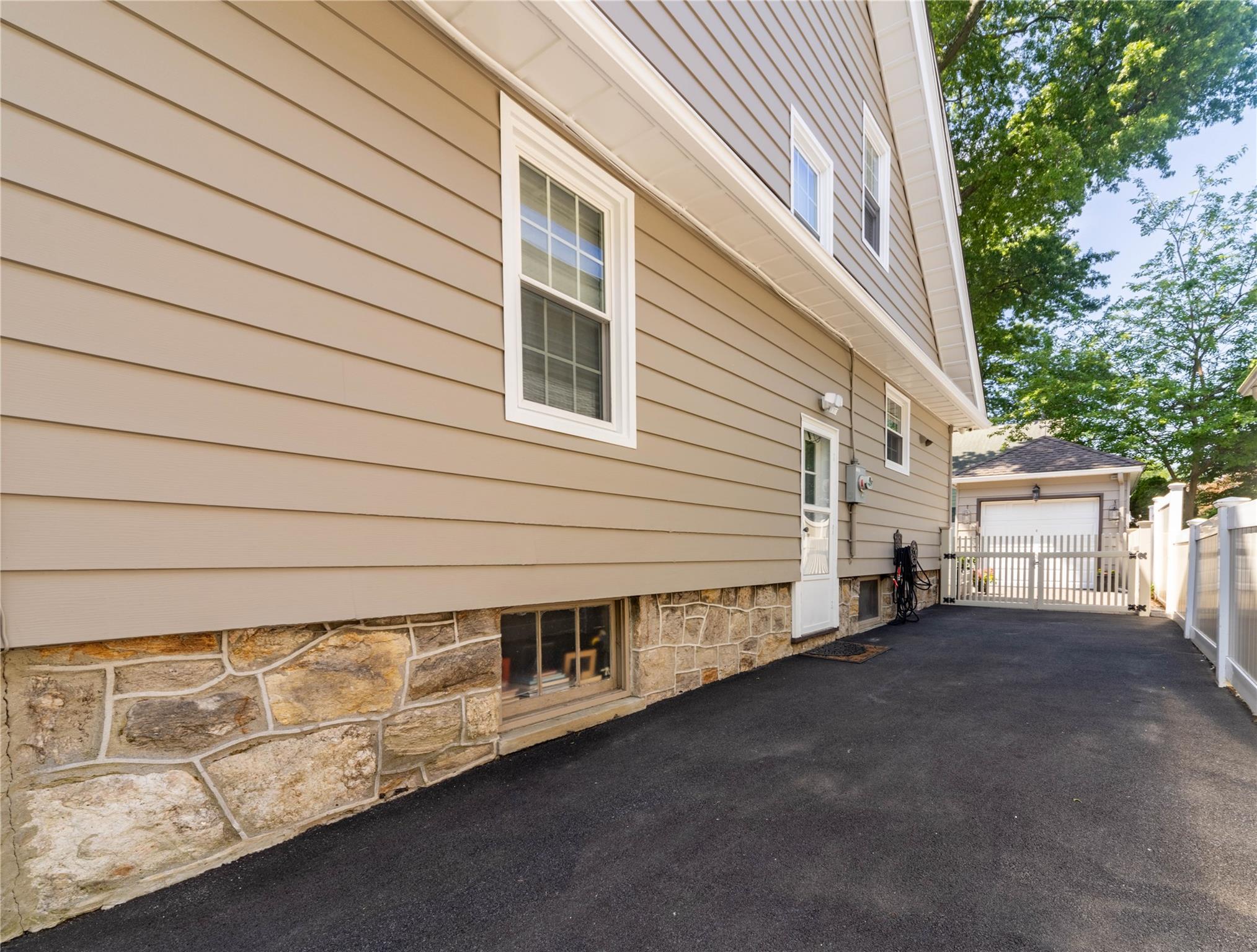 58 Hillside Avenue, New Rochelle, NY 10801