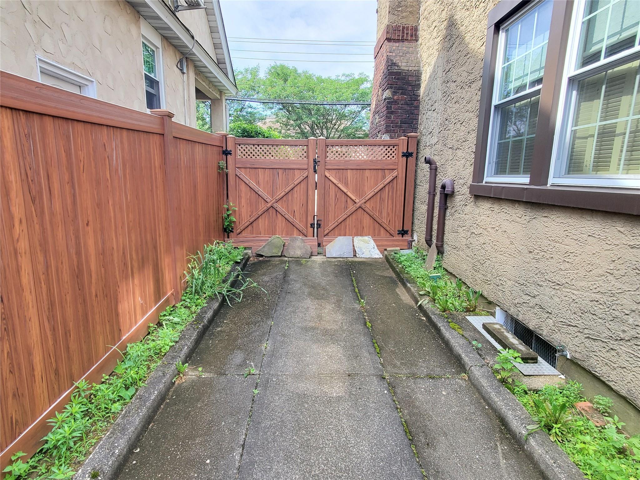 42-03 Westmoreland Street, Little Neck, NY 11363