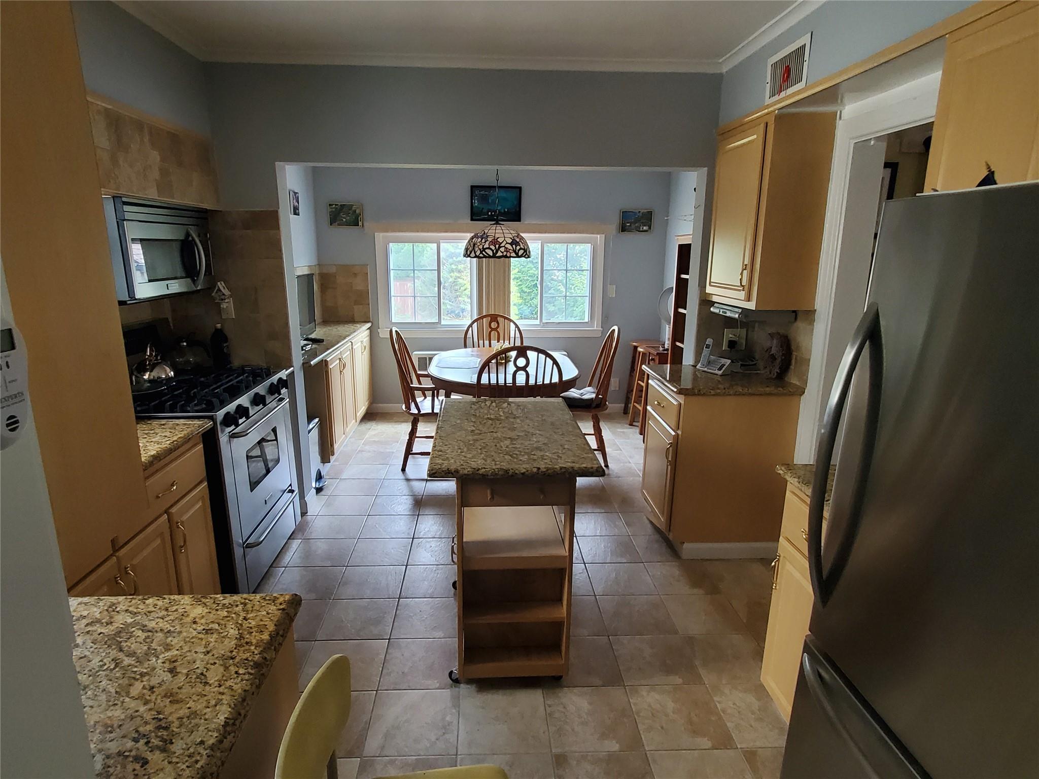 42-03 Westmoreland Street, Little Neck, NY 11363