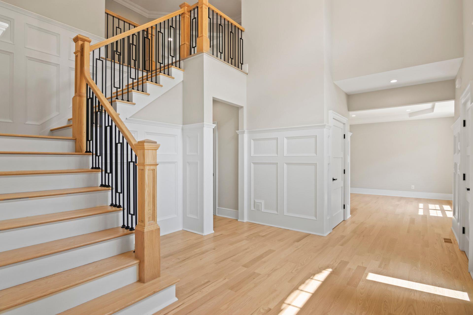 28 Meadow Glen Road, Northport, NY 11768