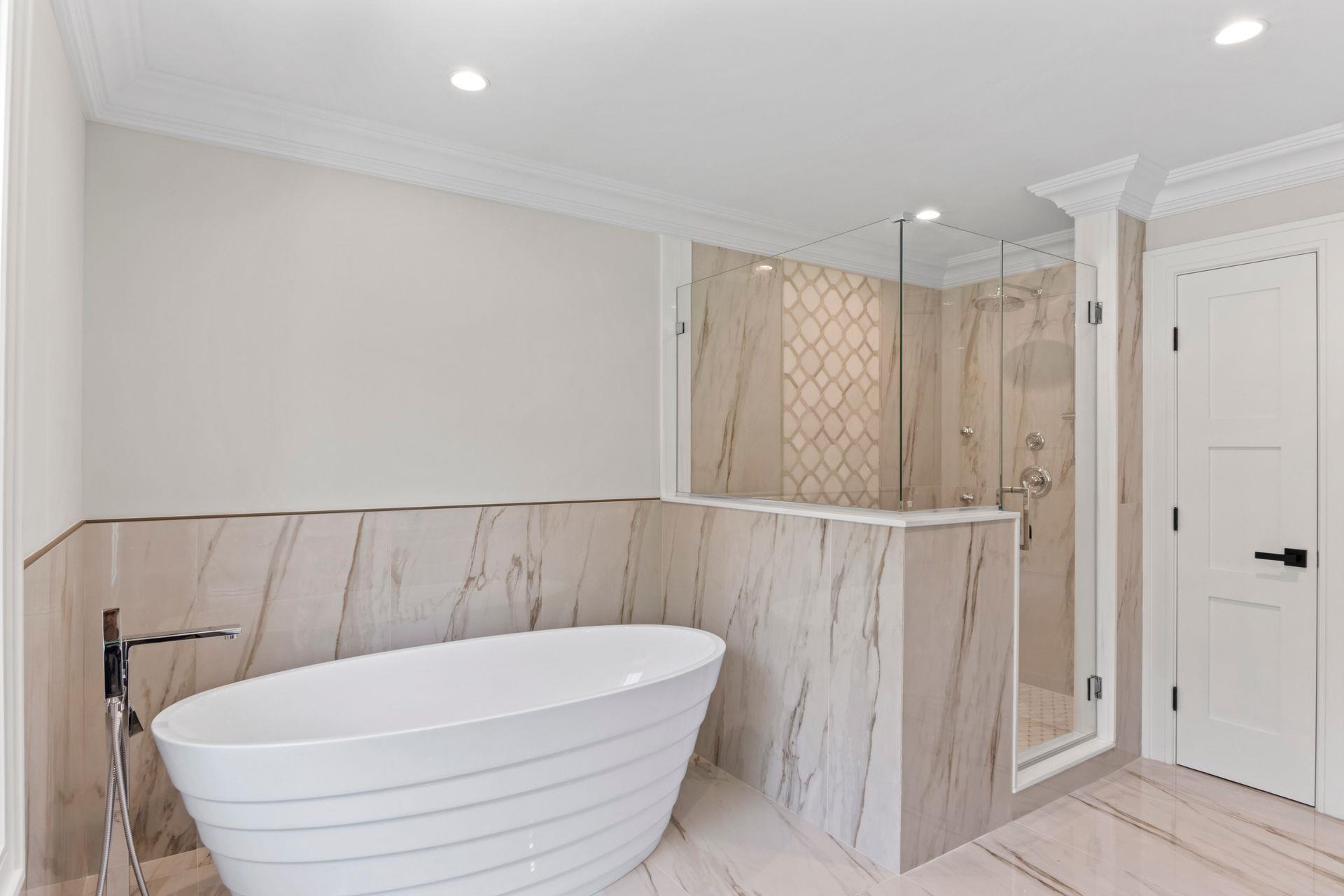 28 Meadow Glen Road, Northport, NY 11768