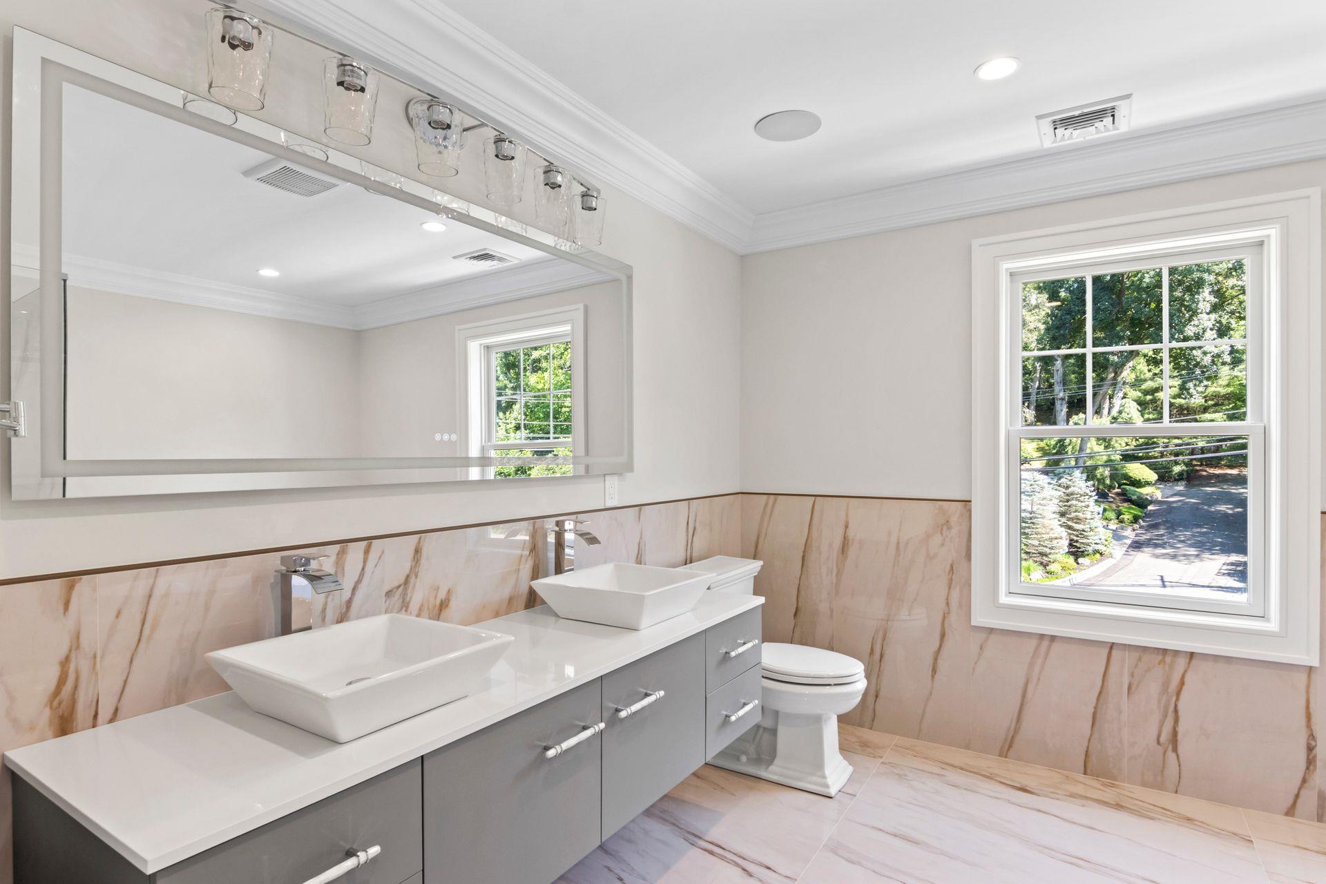 28 Meadow Glen Road, Northport, NY 11768